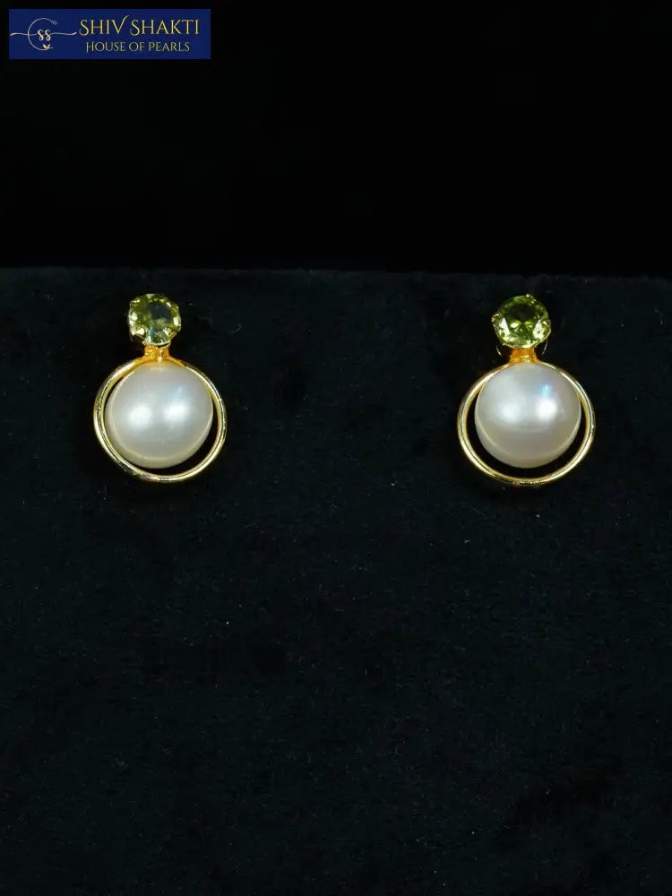 Shiv Shakti Pearls - Classic Pearl Set