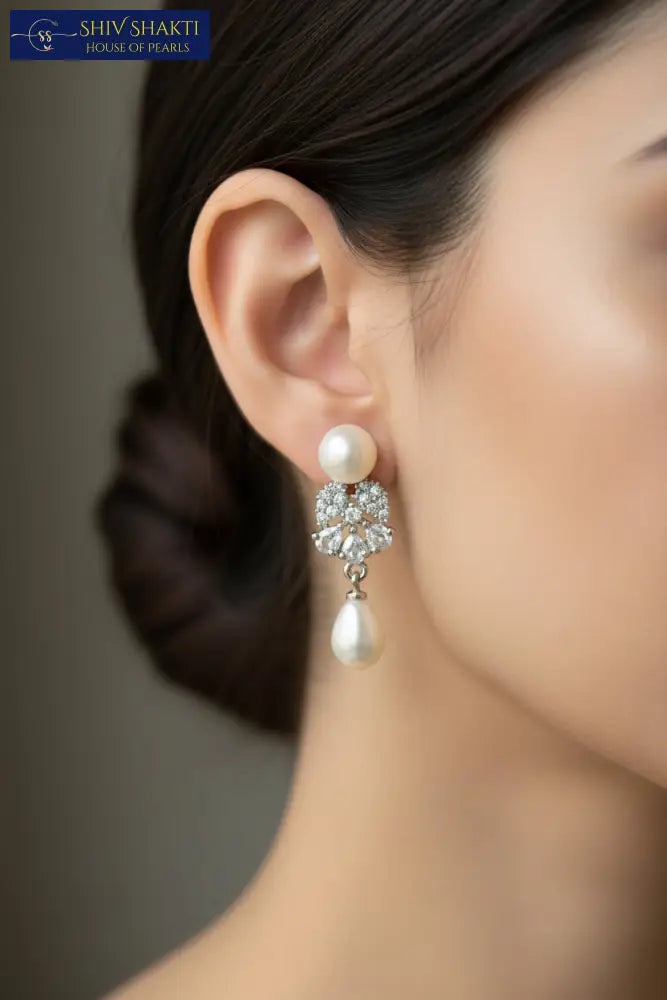 Diamond Cluster Pearl Dangle