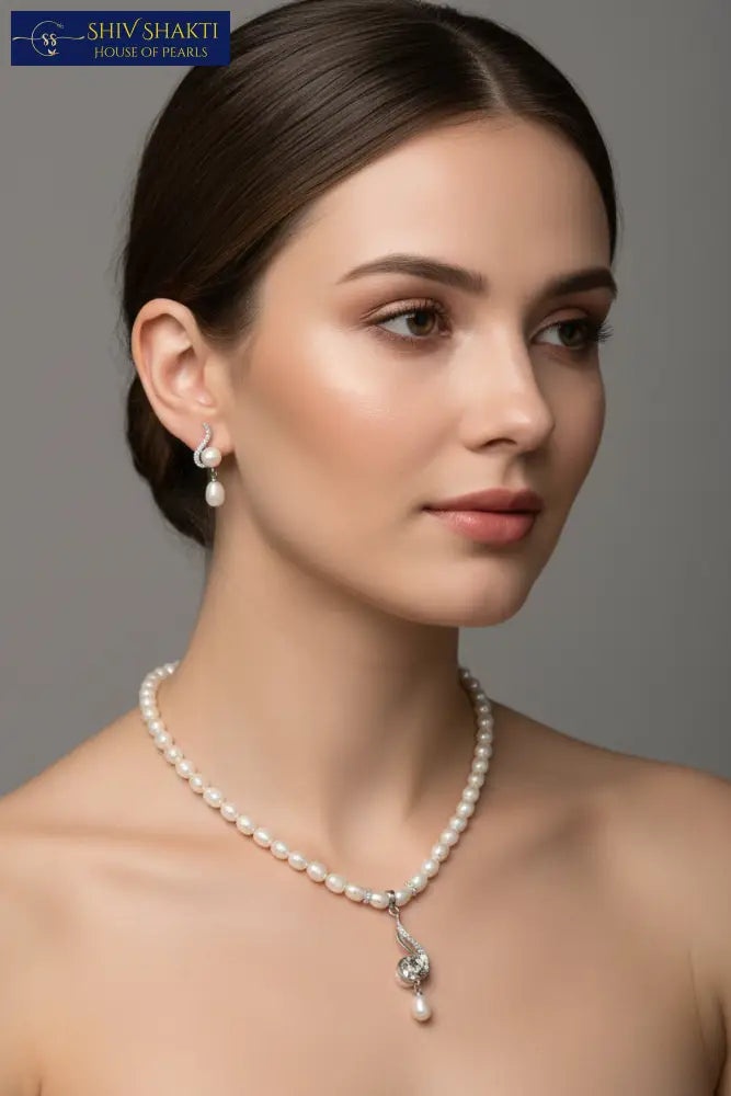 Shiv Shakti Pearls - Elegent Korean Pearl Set