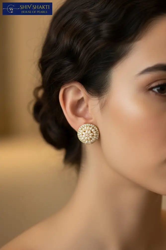 pave halo disc studs