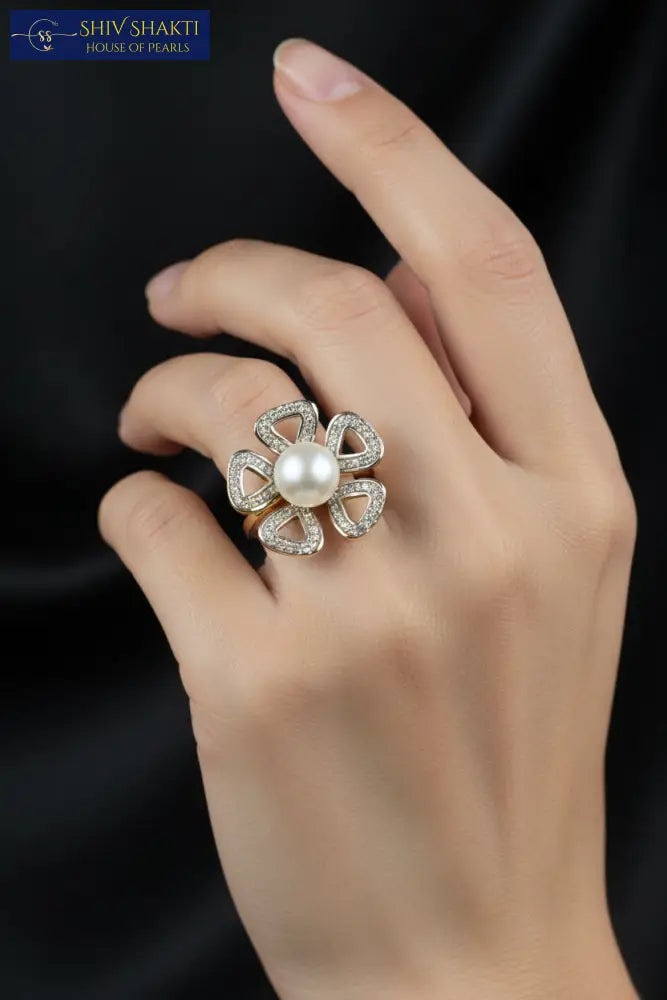 Shiv Shakti Pearls - Pure Silver Bold Flower