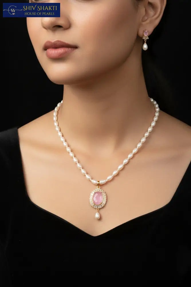 Rose Quarts Pendant with Pearl