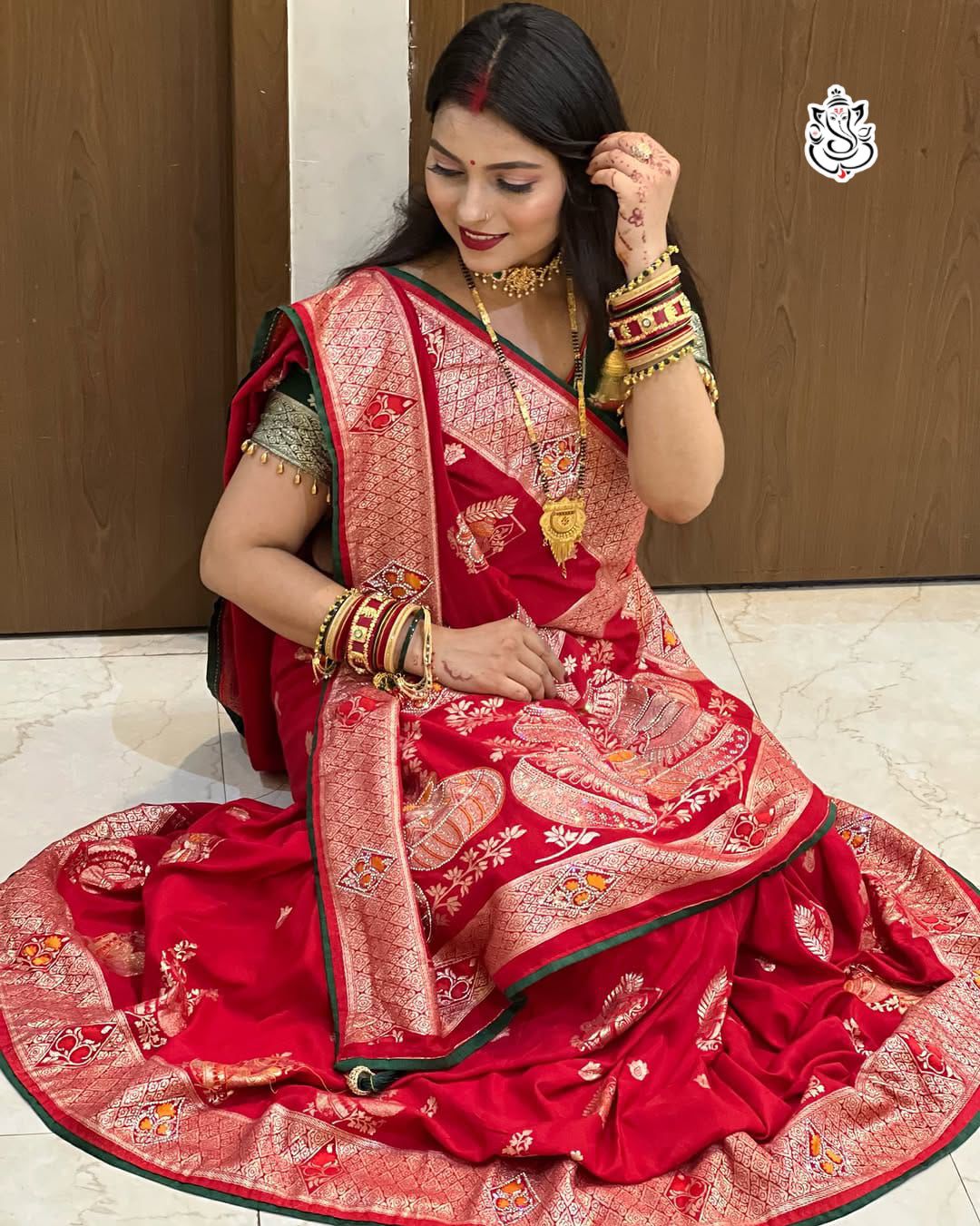 Shubh Sarees - Banarasi Zari Weaving Saree