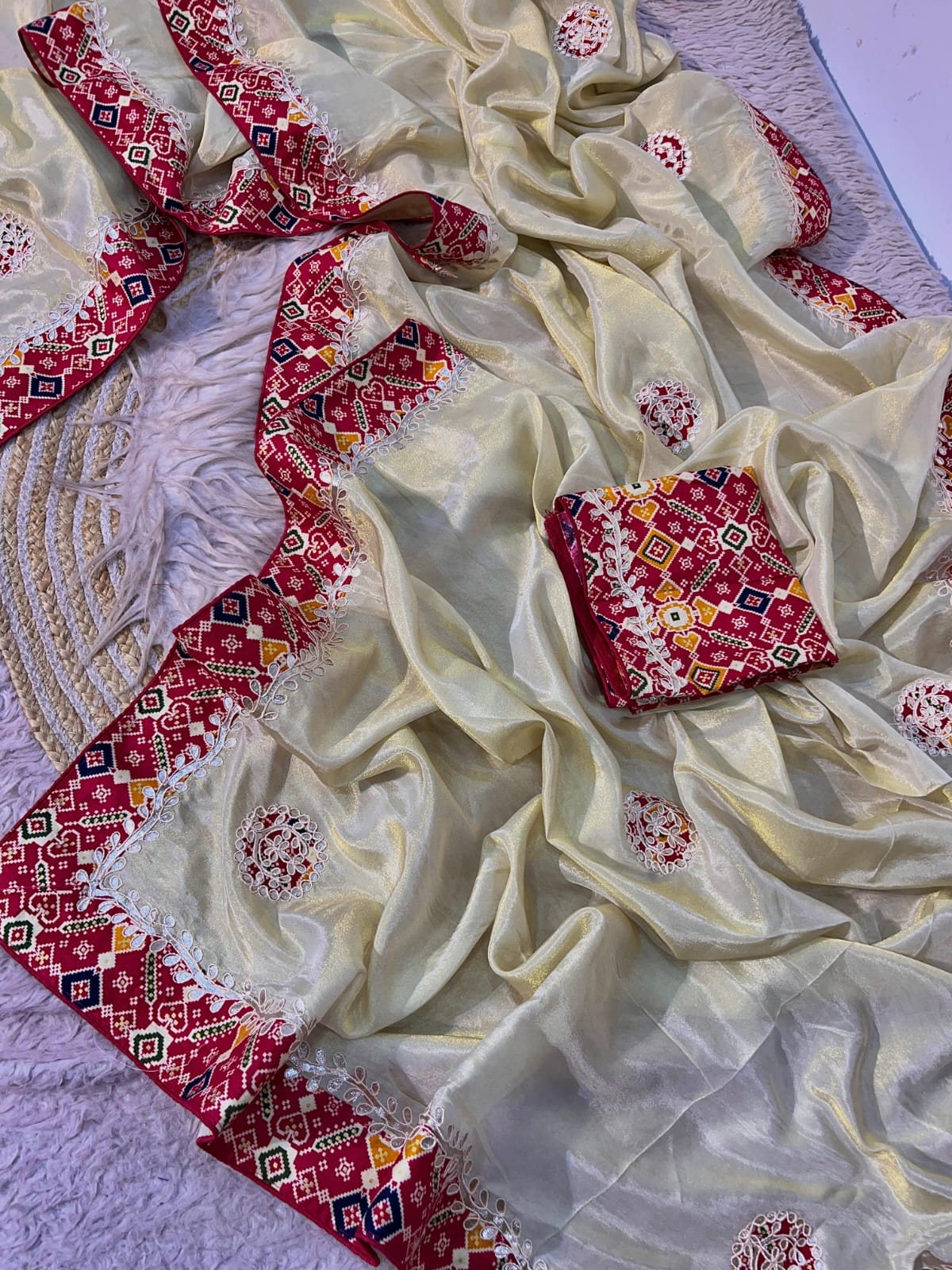 Shubh Sarees - Cosmos Gotapatti Saree