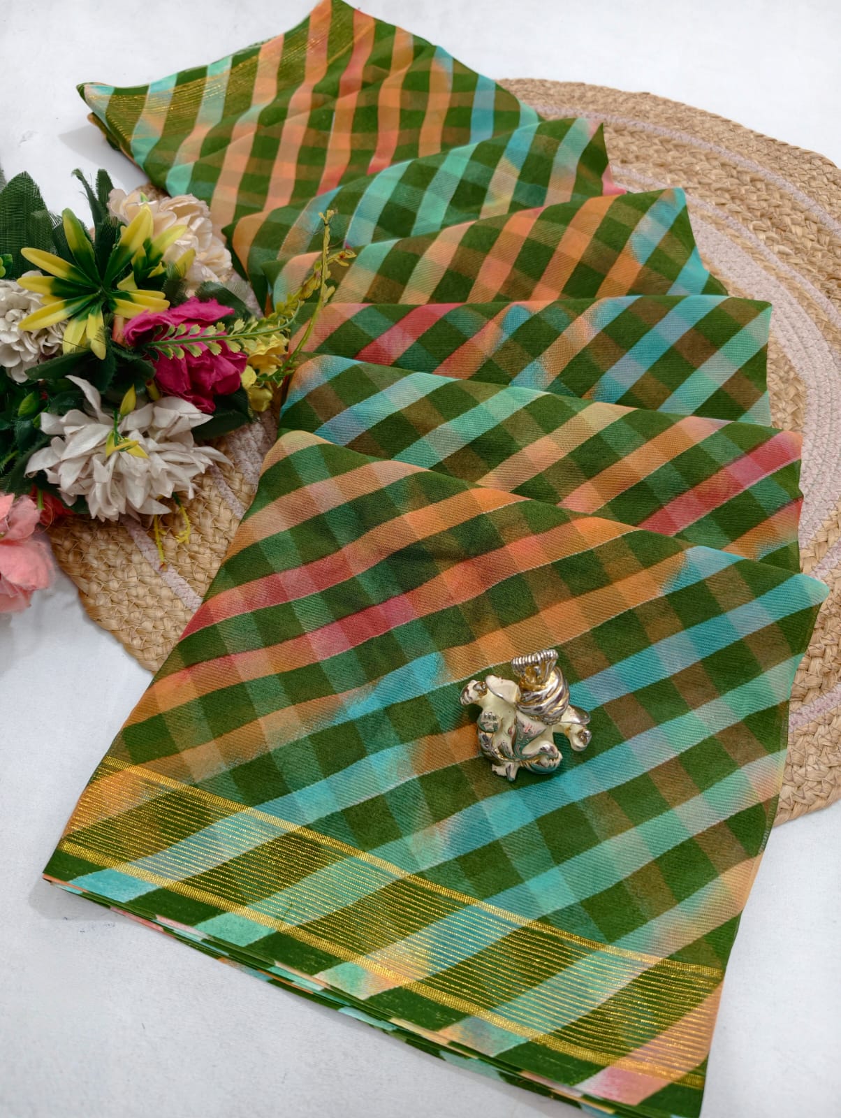 Leheriya Border Saree