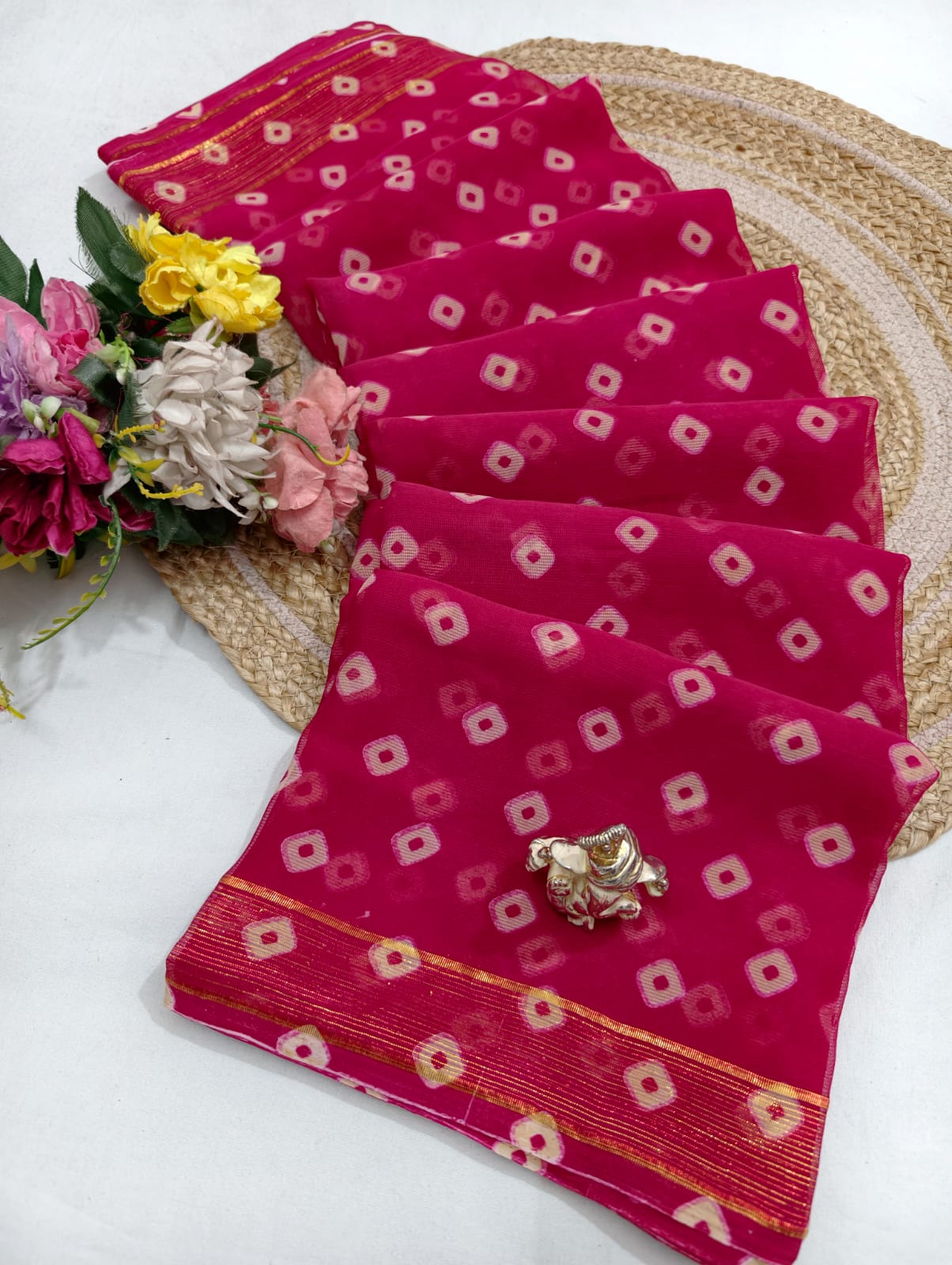 Bandhej Border Saree