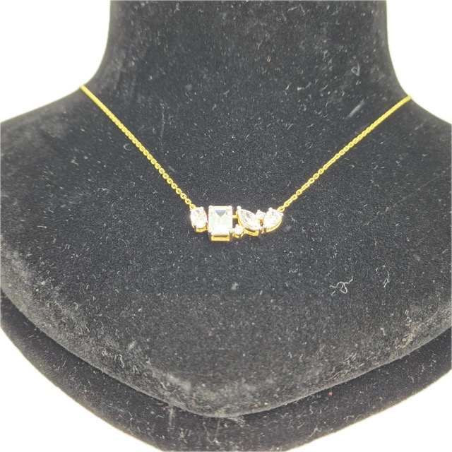 Suraj Bhan Jewellery Hub - Elegant Silver Gold-Plated Pendant Necklace