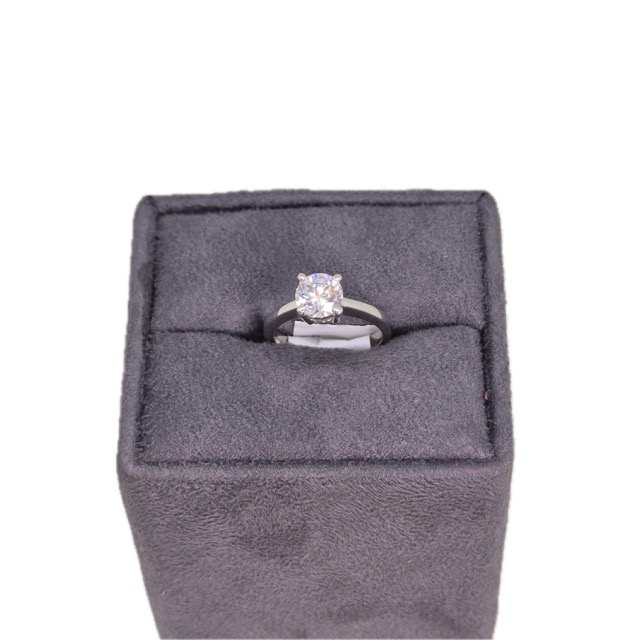 Suraj Bhan Jewellery Hub - Classic Solitaire Engagement Ring