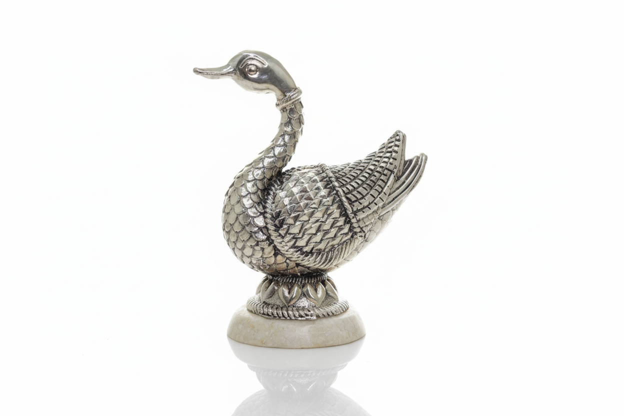 Graceful 999 Silver Plated Swan Idol