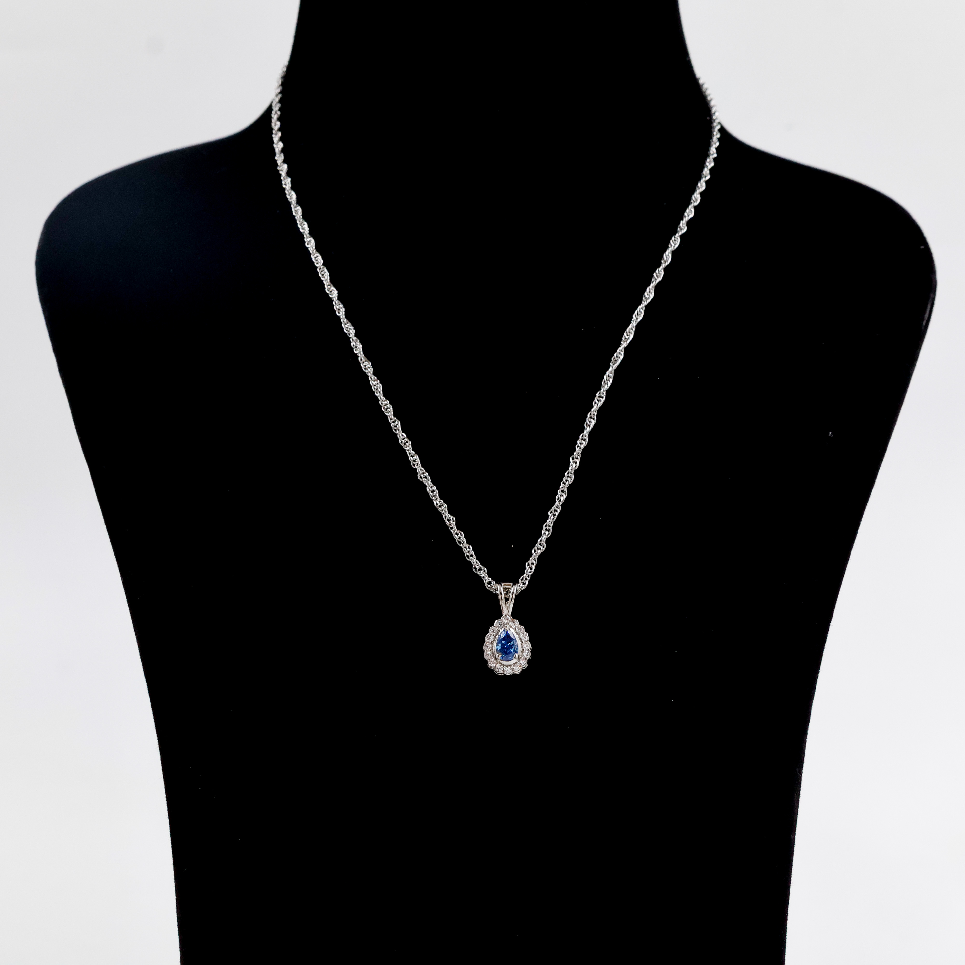 Blue Stone Pendant With Silver Chain