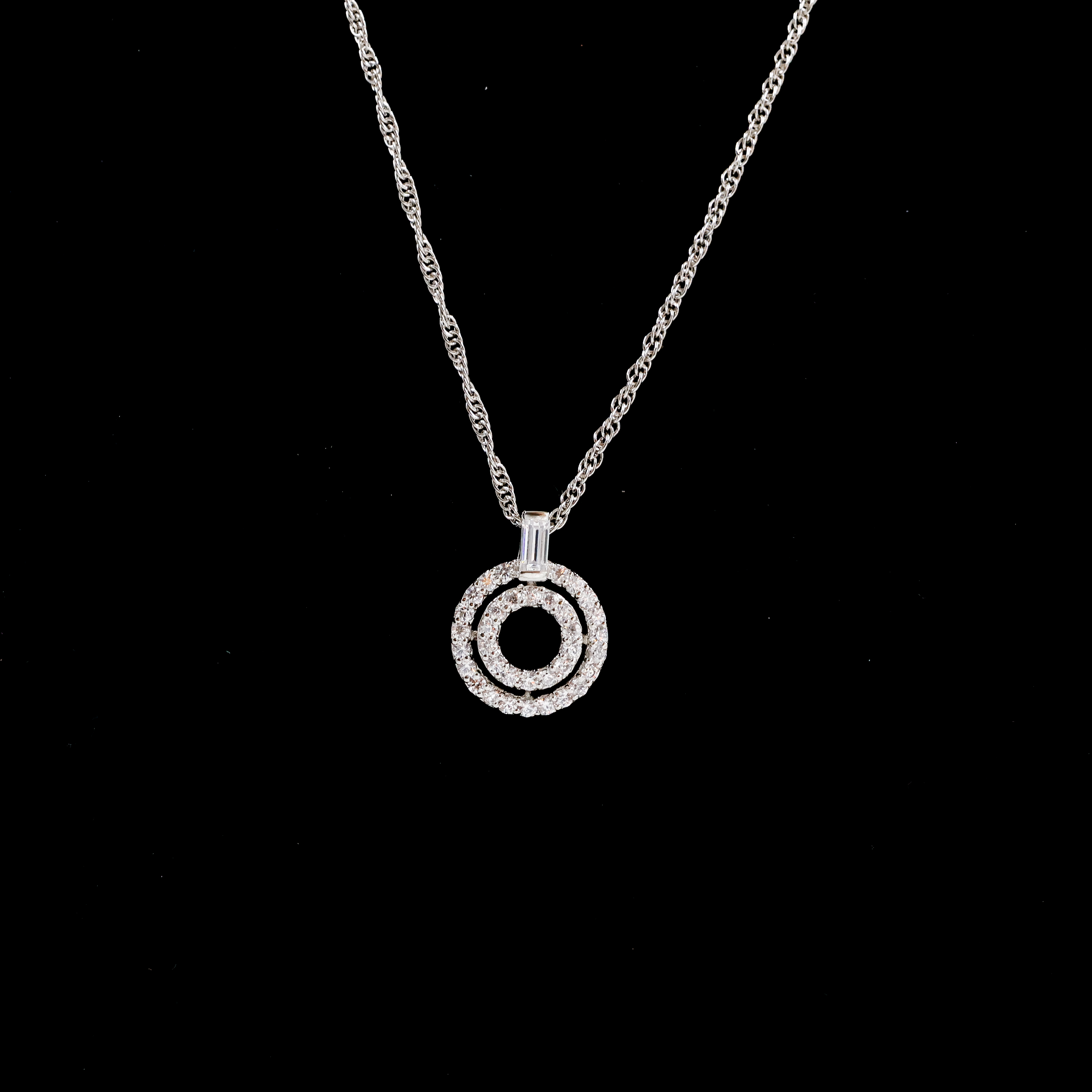 Silver Chain with Circle Pendant - Silver Chain With Locket