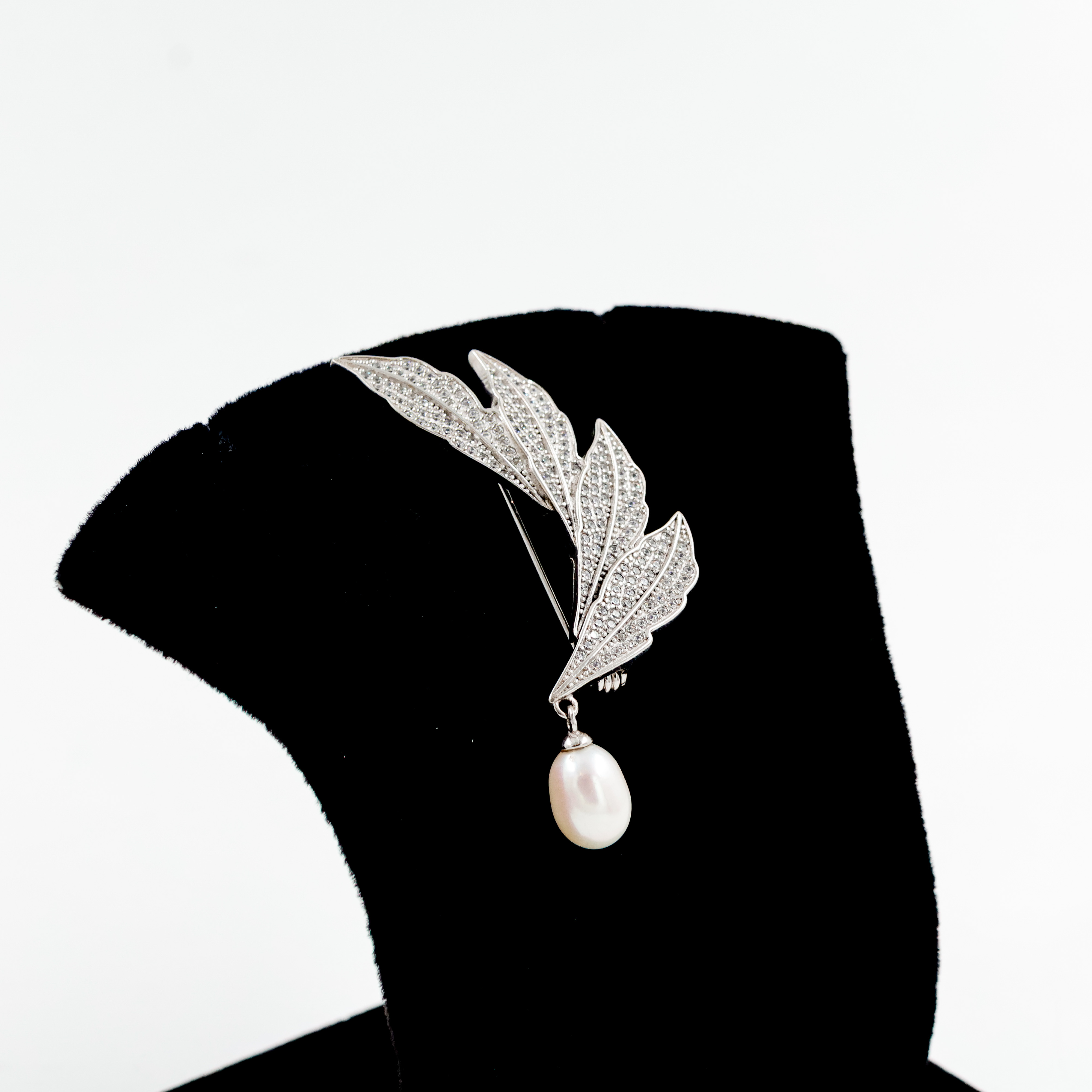 Silver Broucher With Feather Design - Silver Broucher