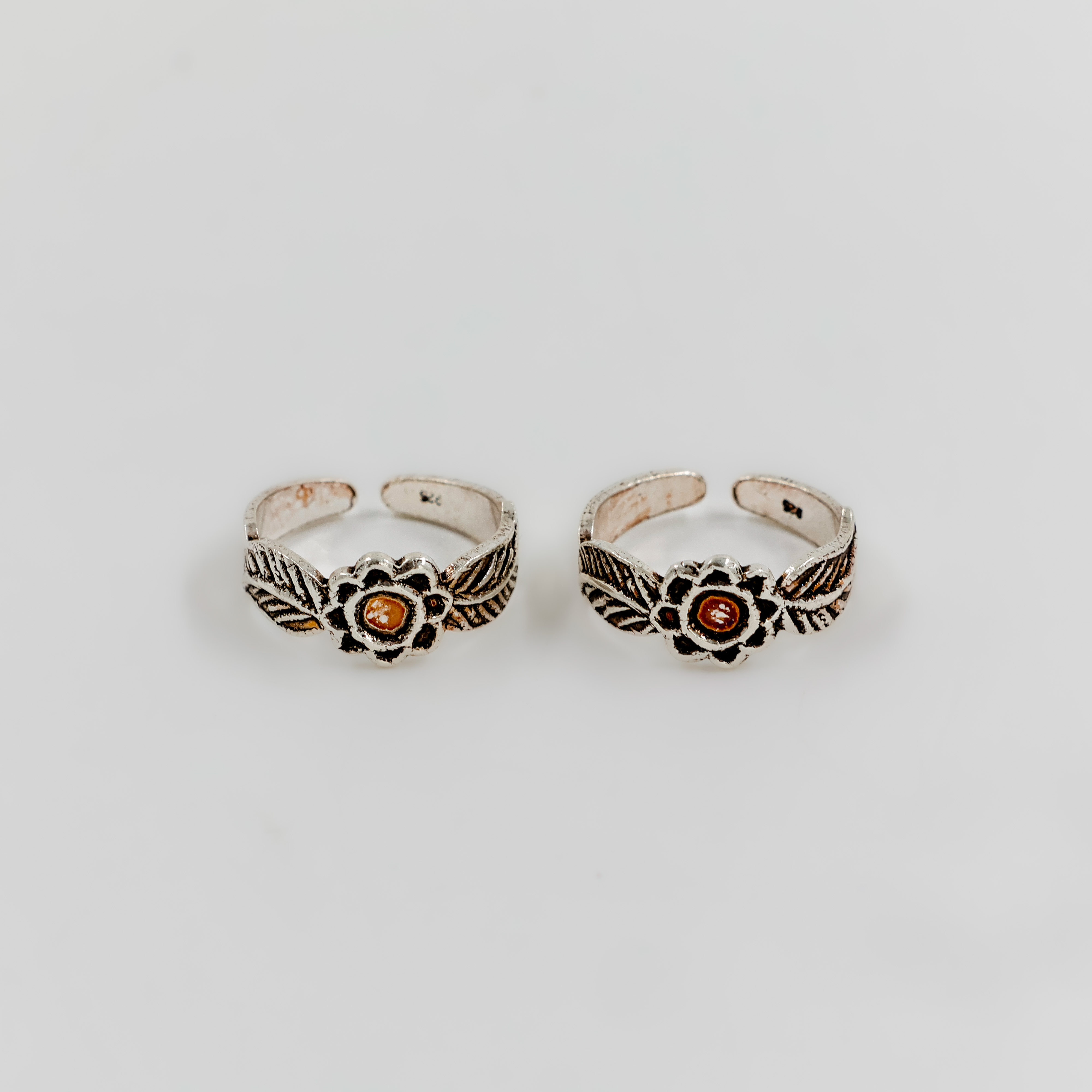 Sun Bloom Floral Silver Toe Ring