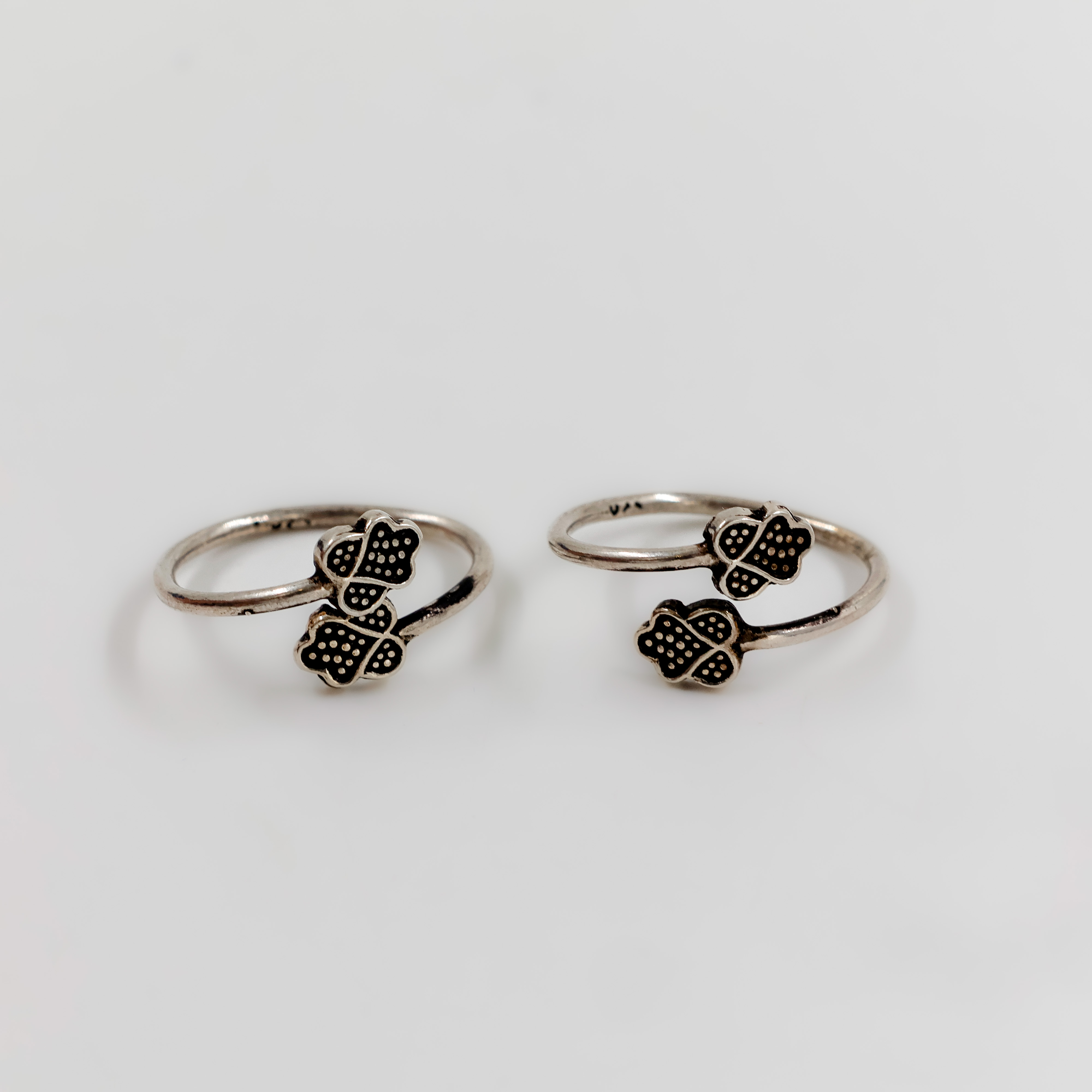 Clover Silver Toe Ring