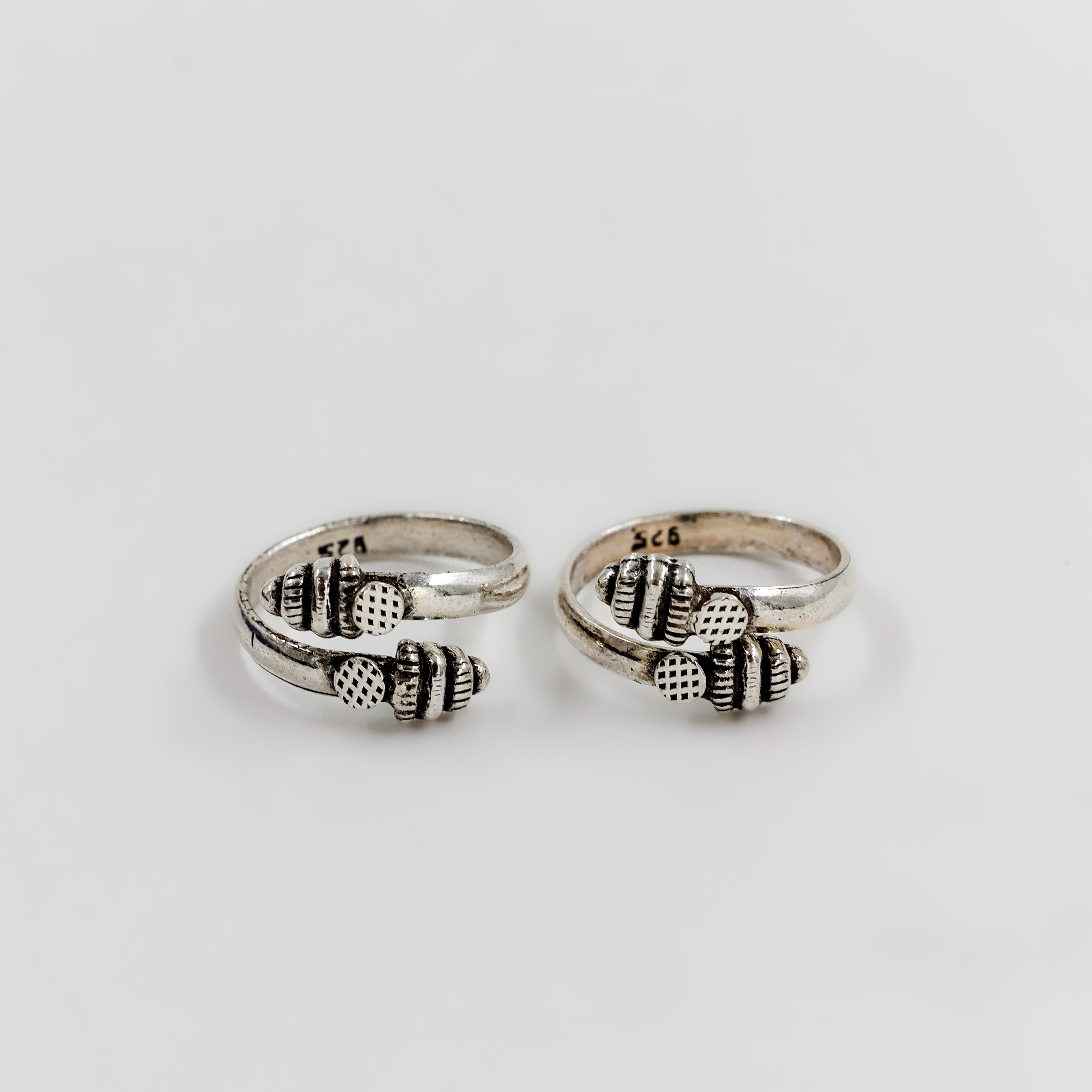 Tribal Drum Silver Toe Ring