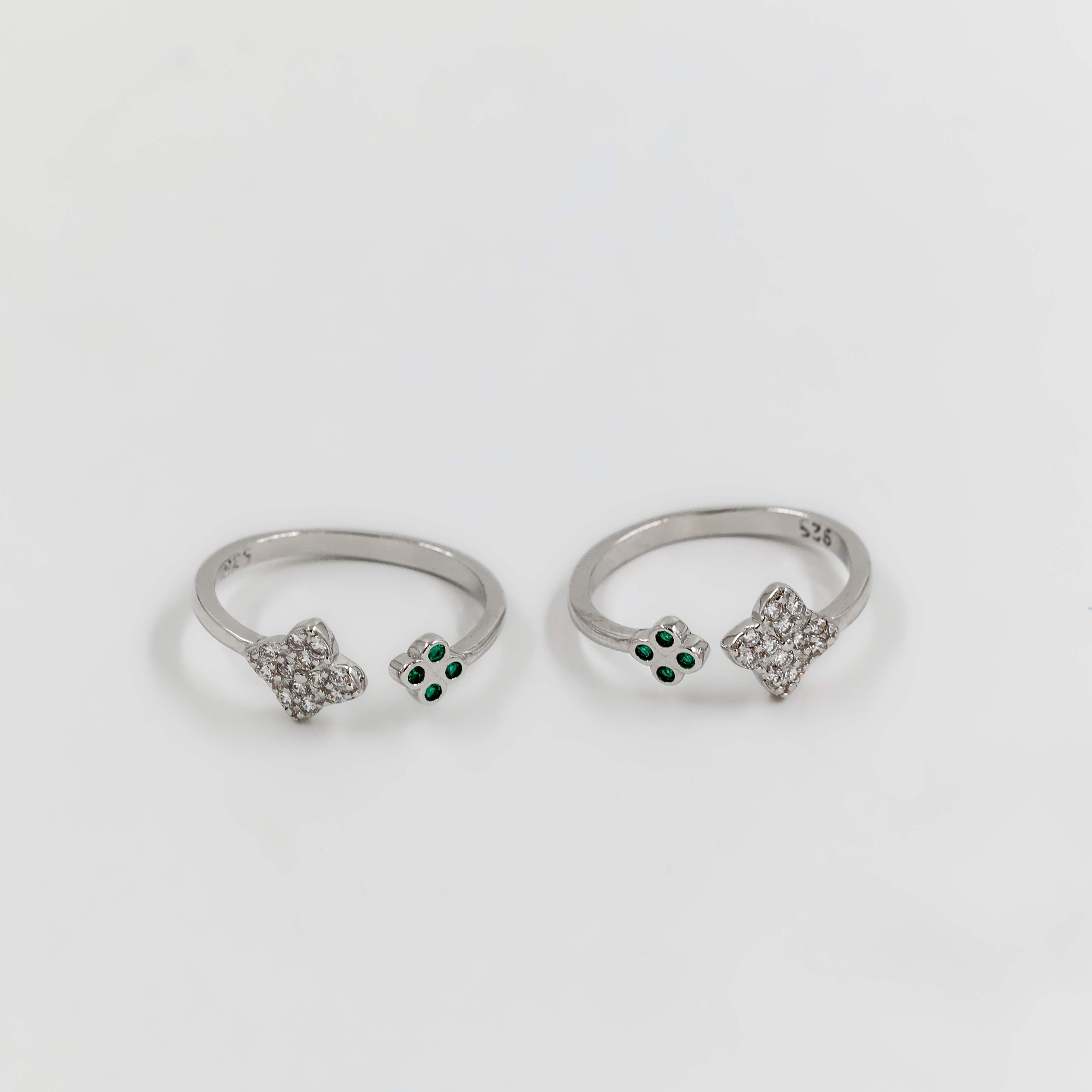 Emerald Silver Toe Ring