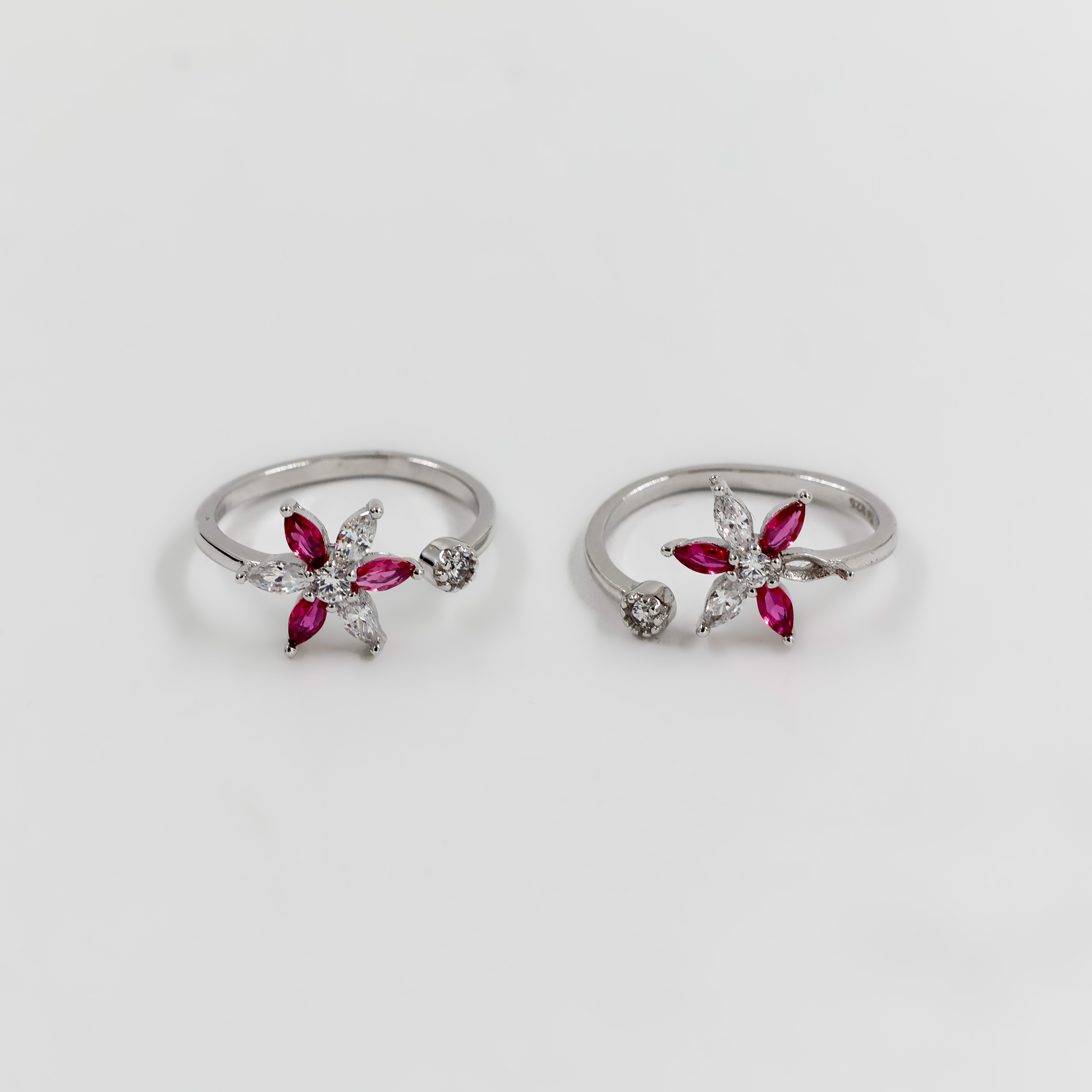 Blushing Flower Silver Toe Rings