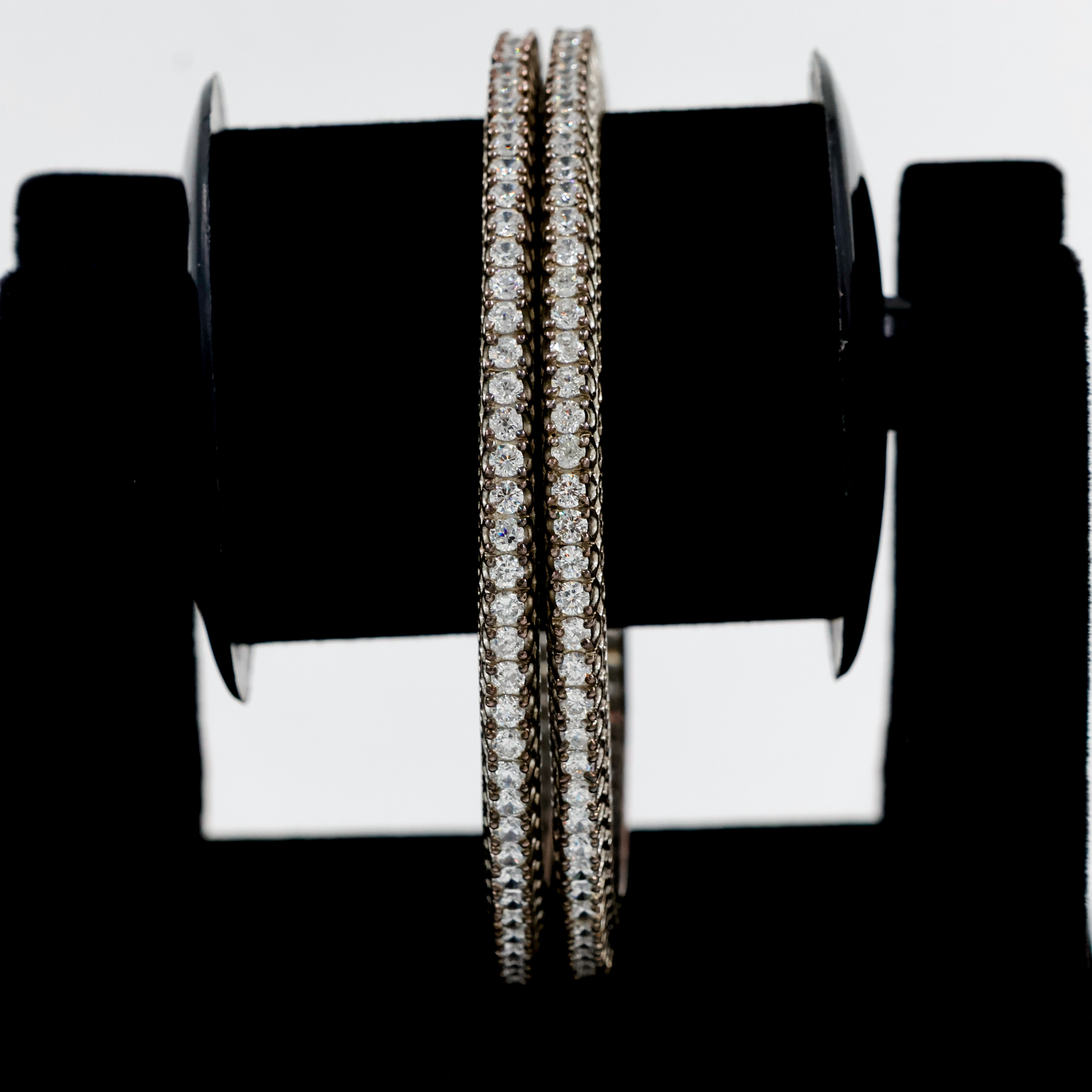 Solitaire Round Silver Bangles - Silver Bangle