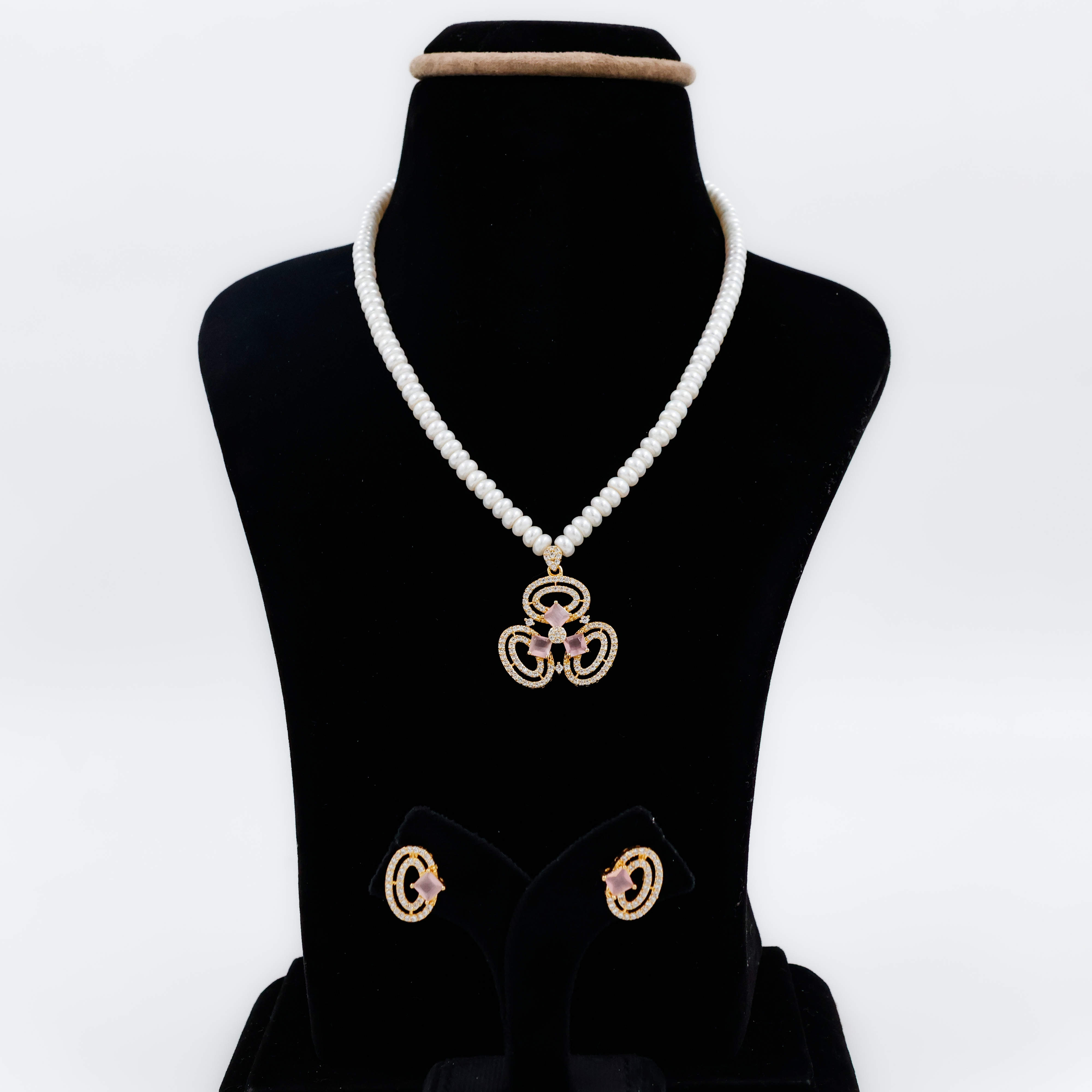 Blush Bloom Pearls Set