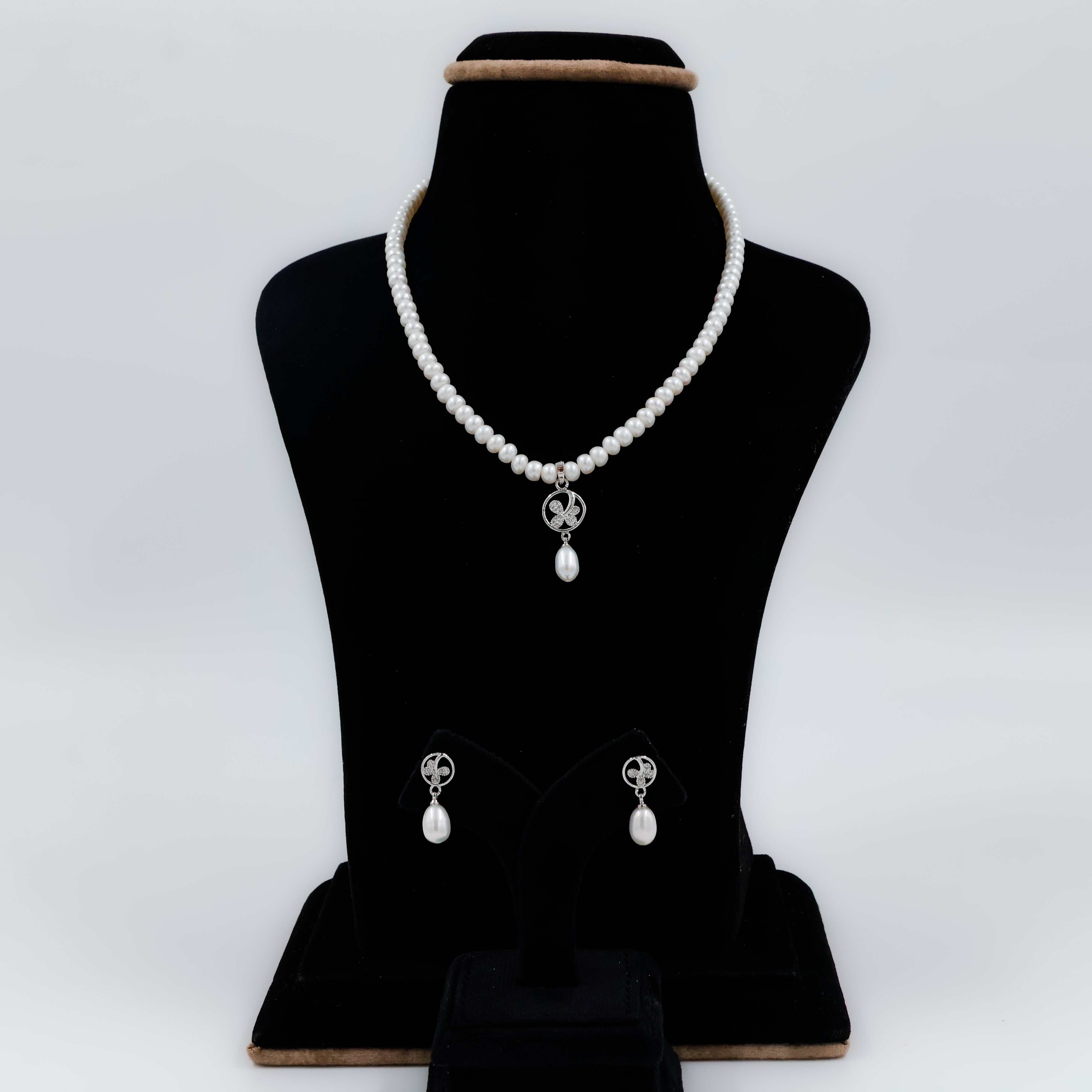 Leaf Pearls Set