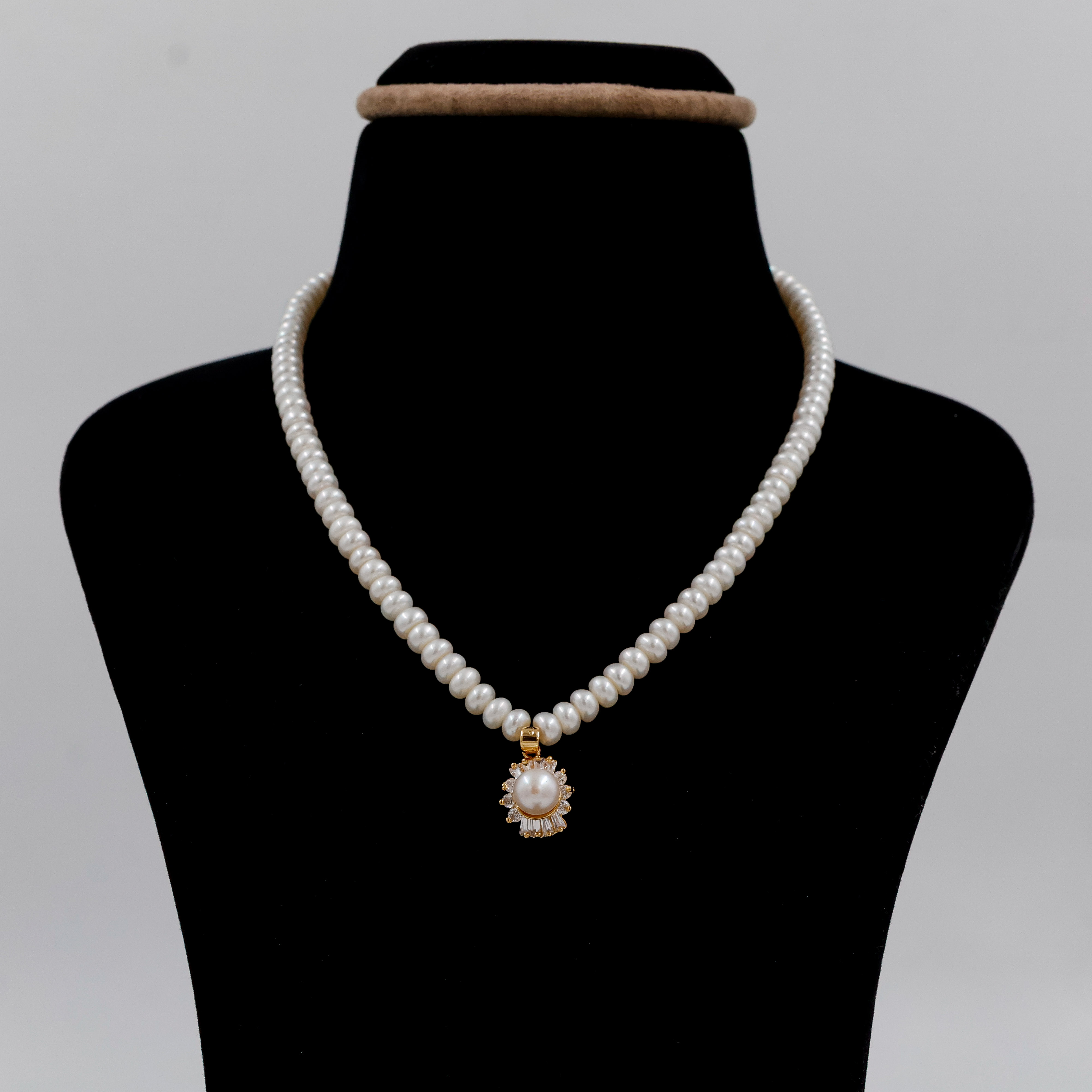 Sunlit Radiance Pearls Set - 