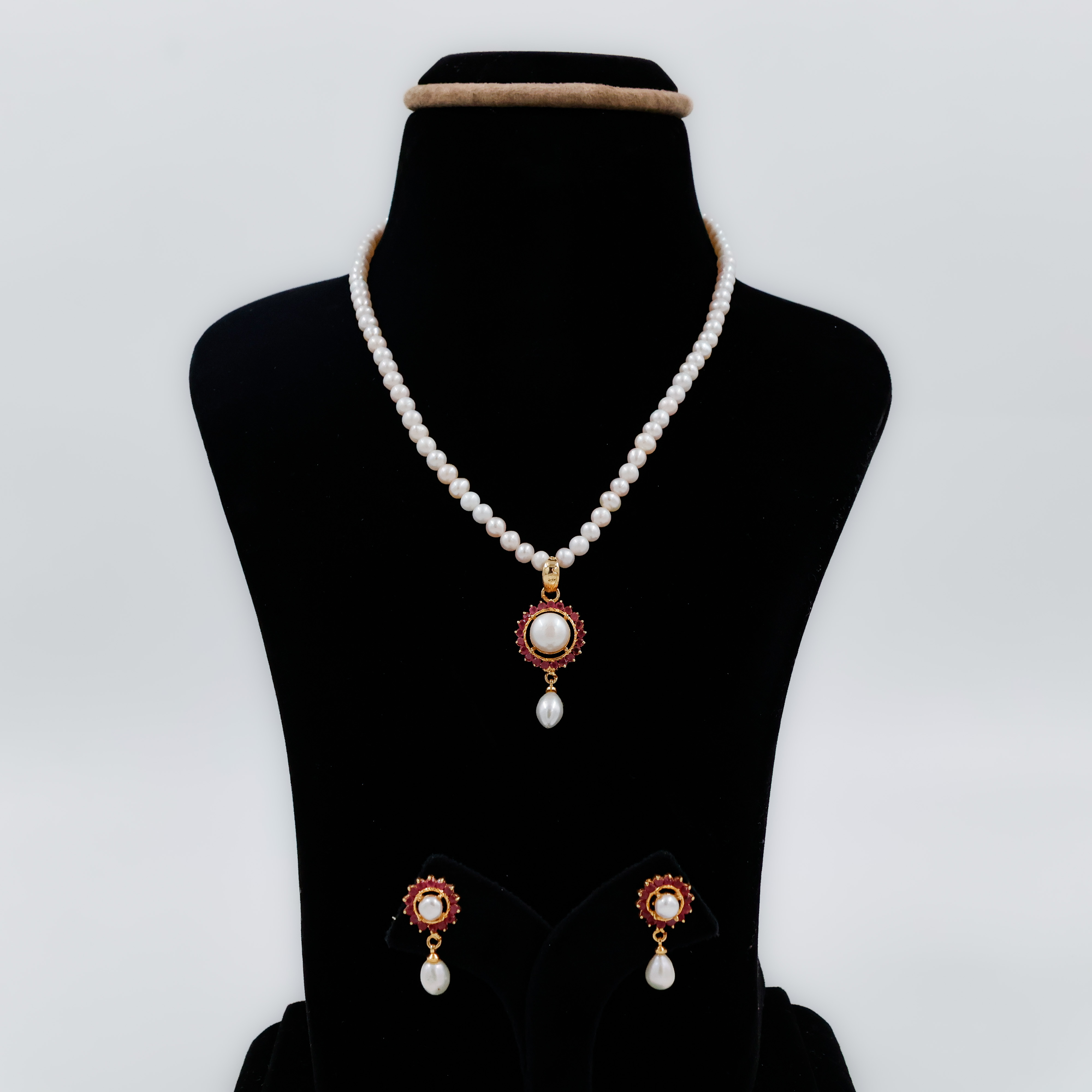 Classic Pearl Elegance Set