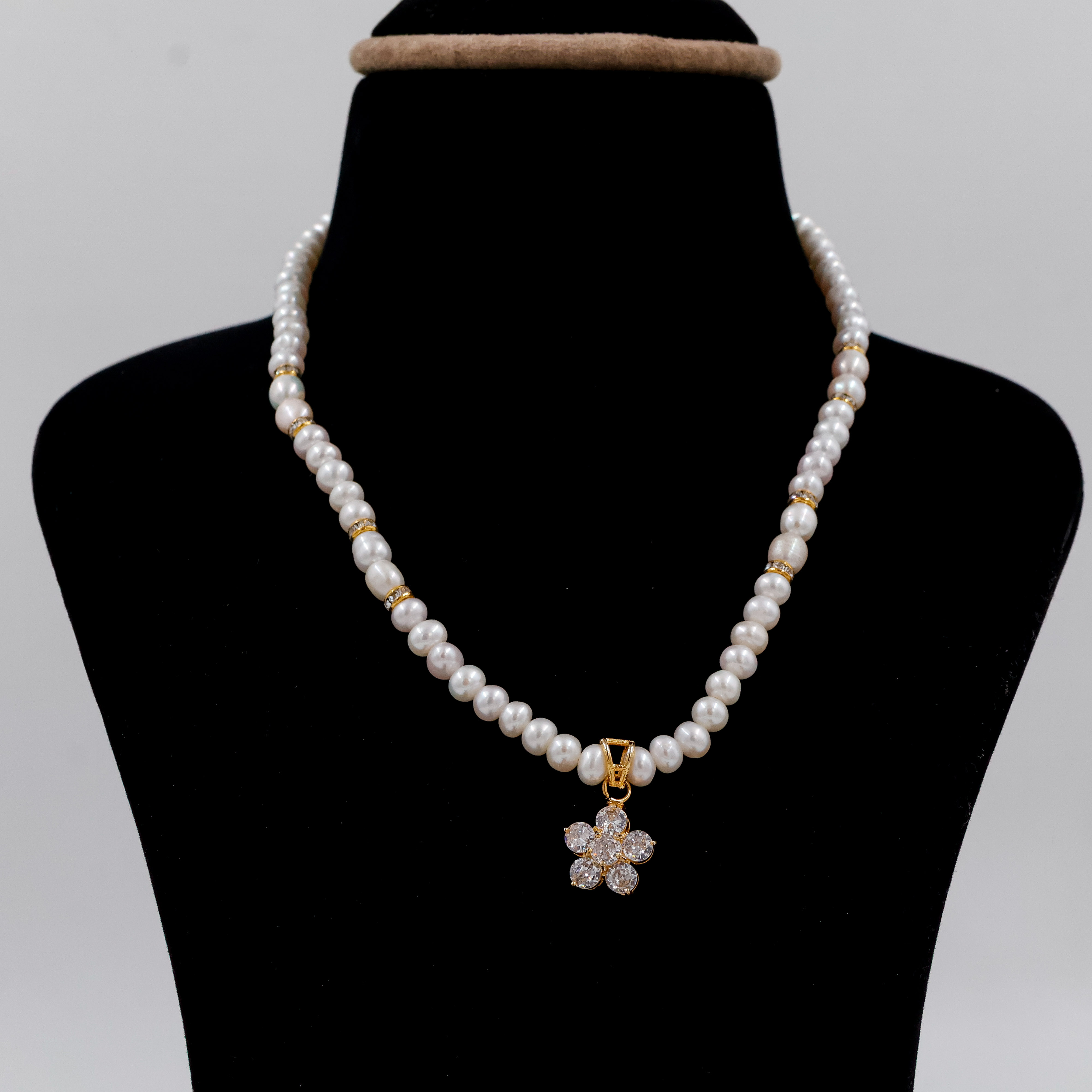 Golden Blossom Pearl Set - 