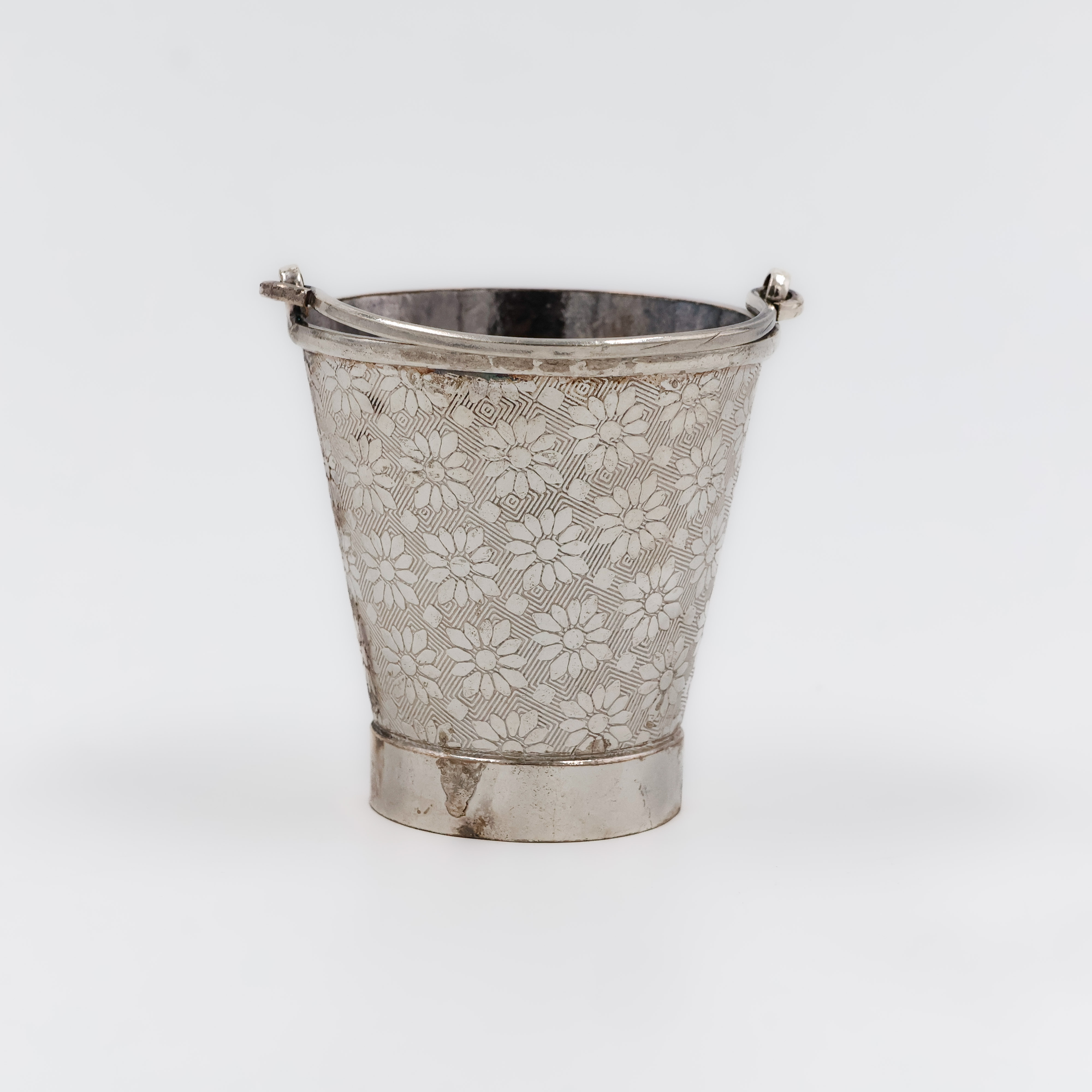Royal Etched Floral Silver Bucket - 