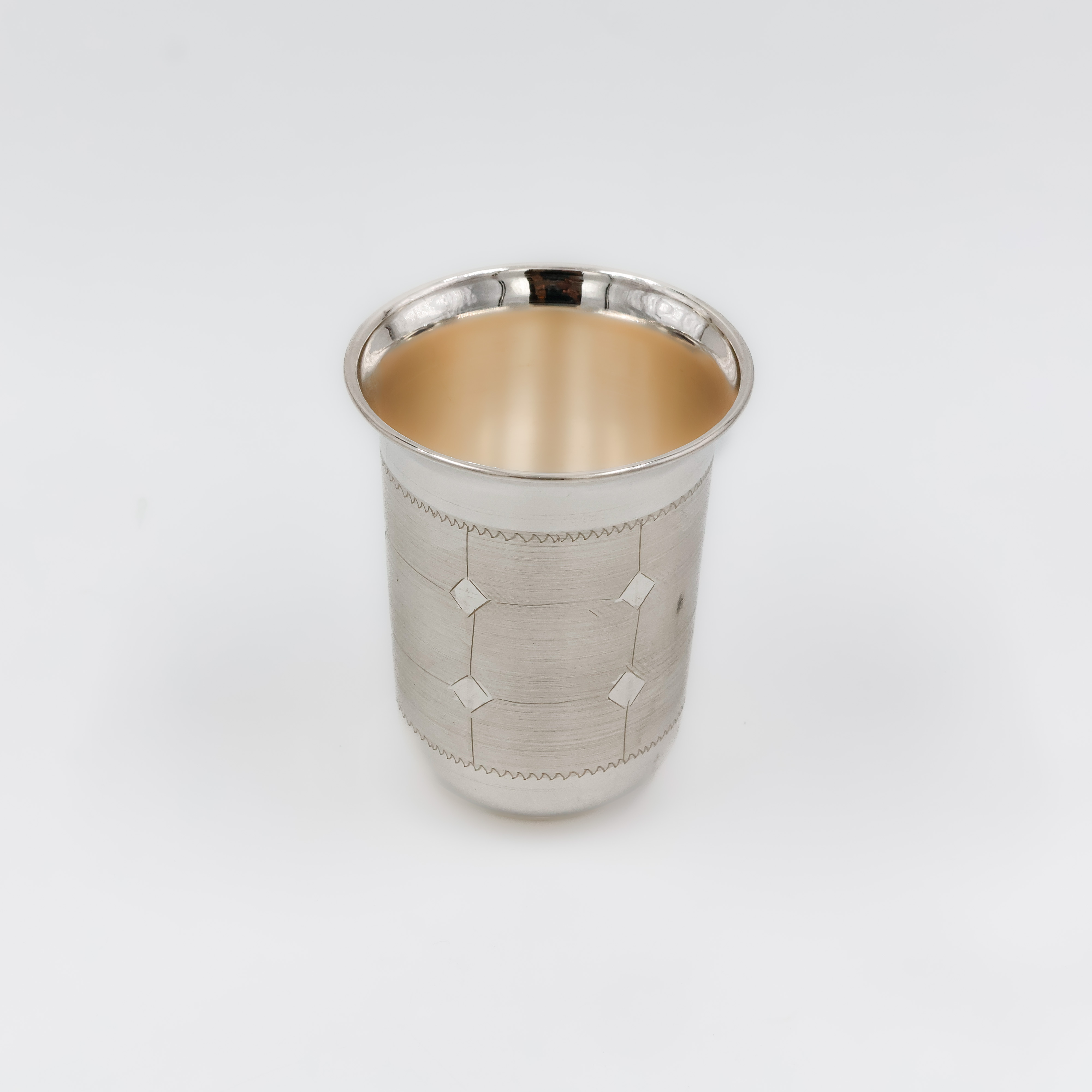 Geometric Elegance Silver Glass - 