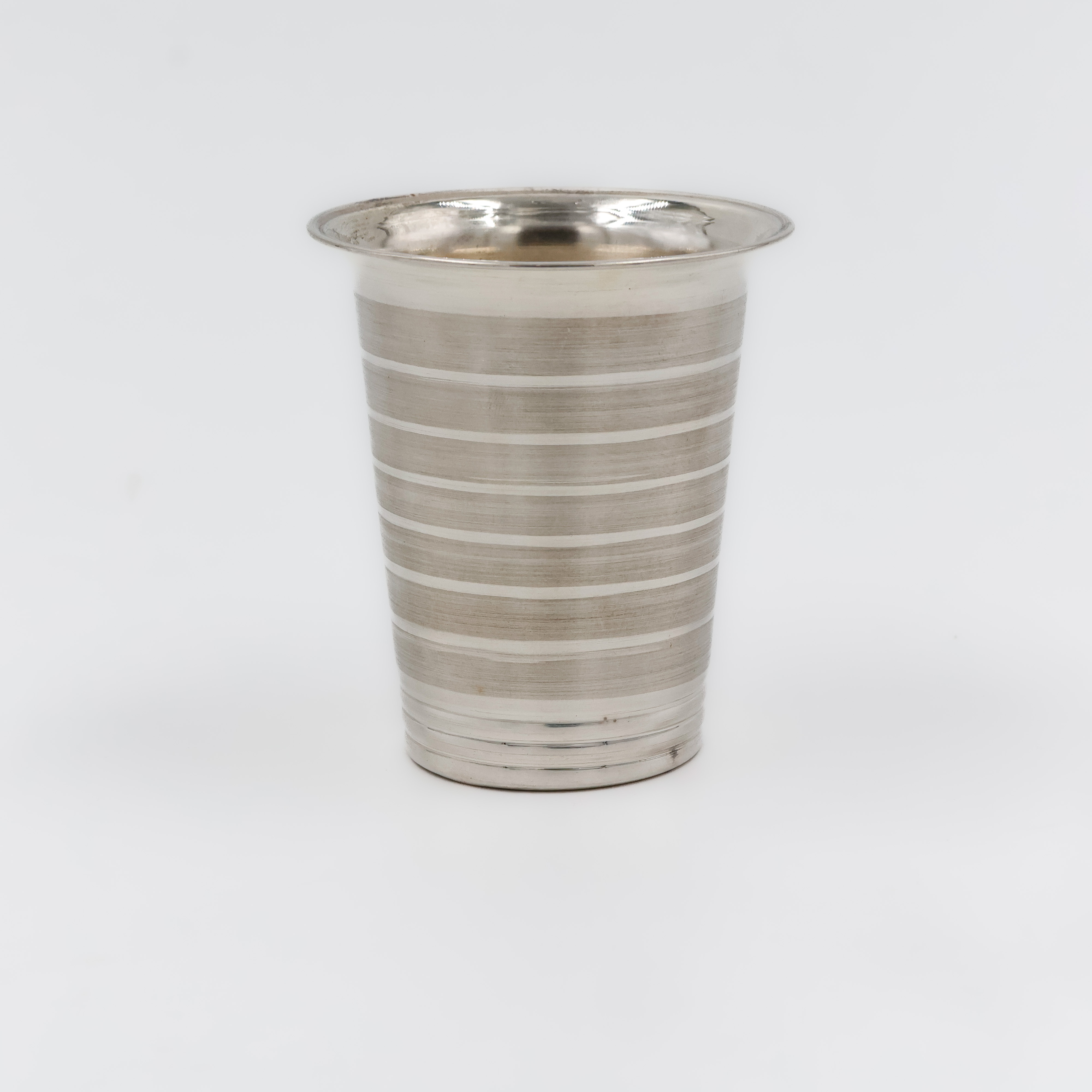 Minimalist Ring Pattern Silver Glass - 