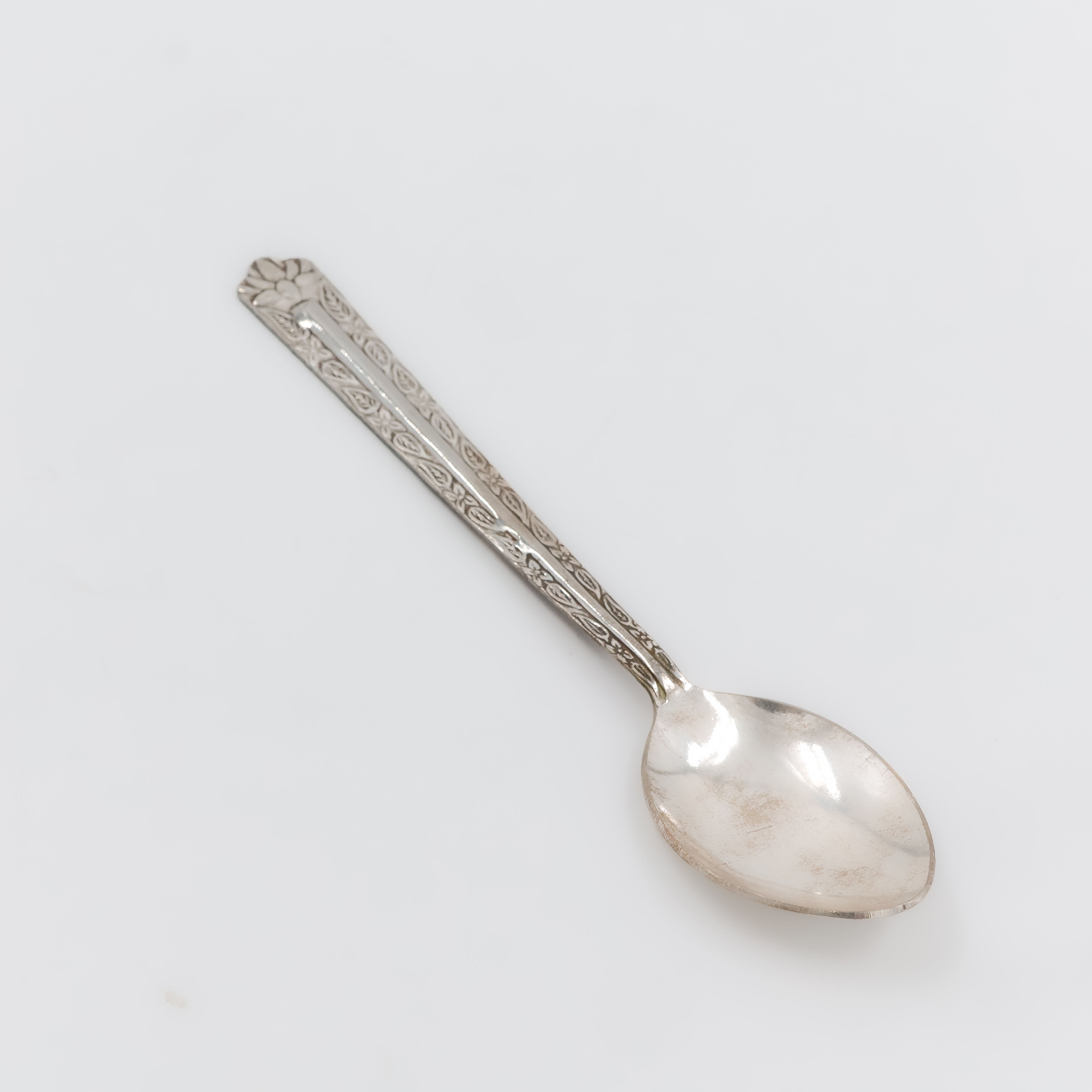 Classic Floral Handle Silver Spoon - 