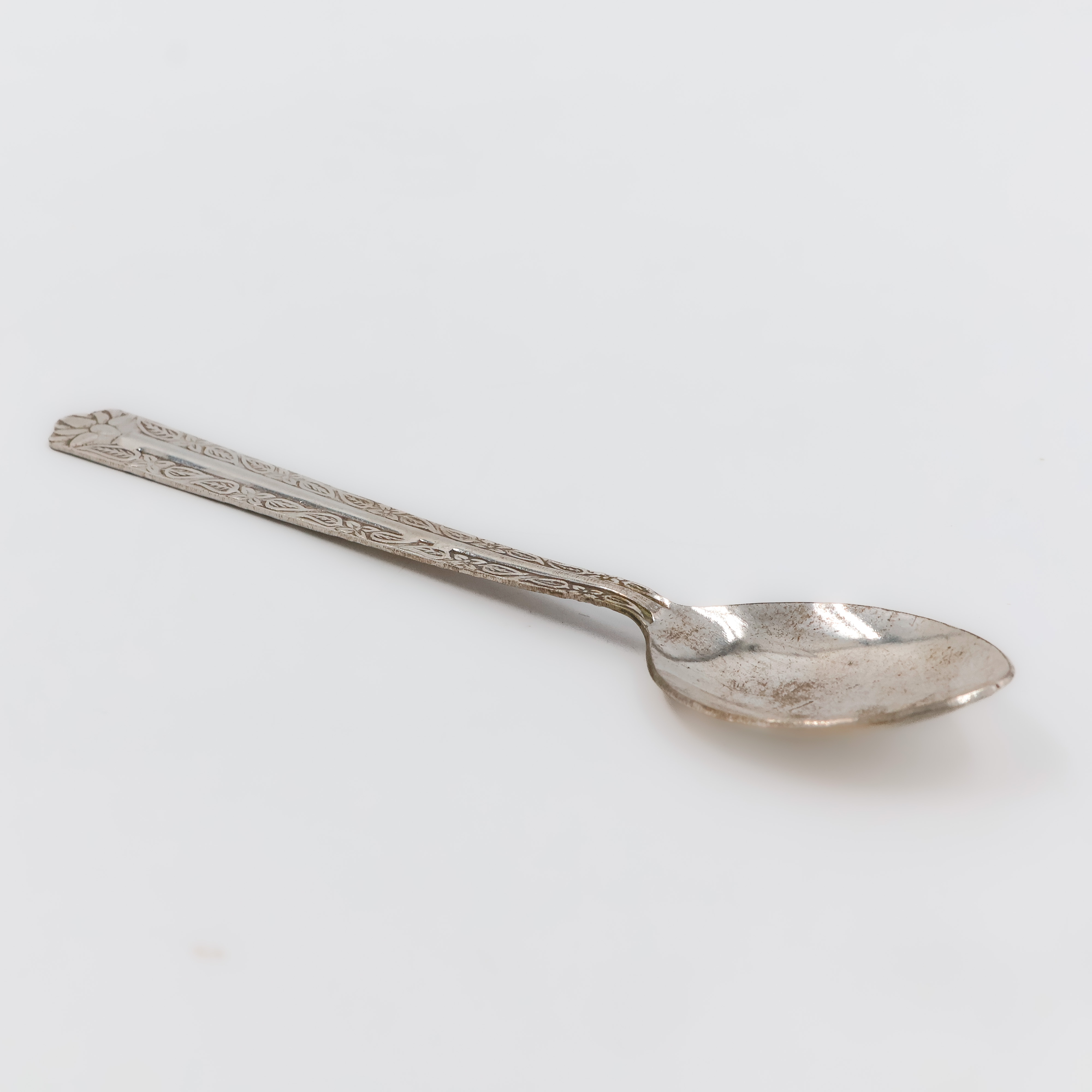 Classic Floral Handle Silver Spoon - 