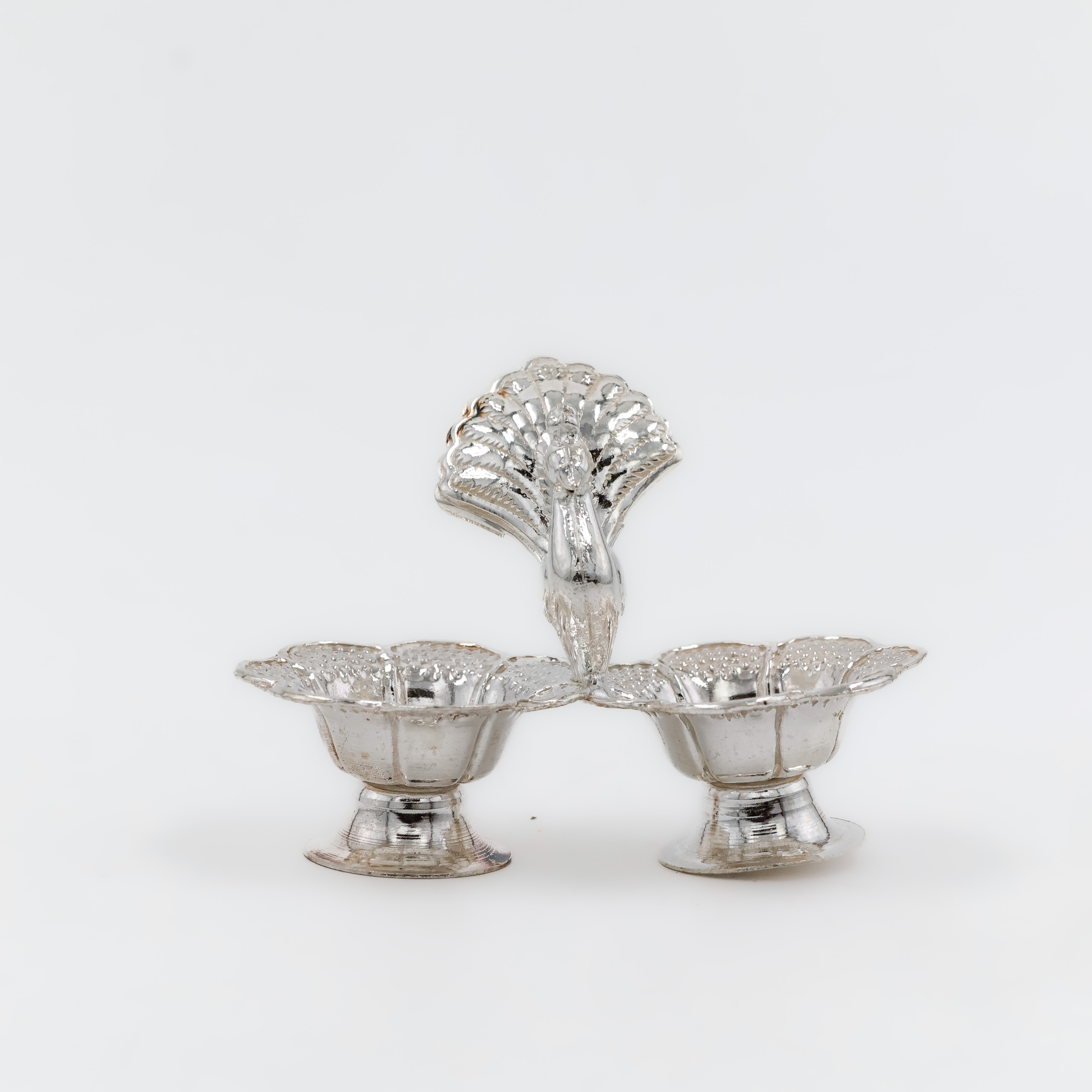 Ornate Floral Silver Chopra - 