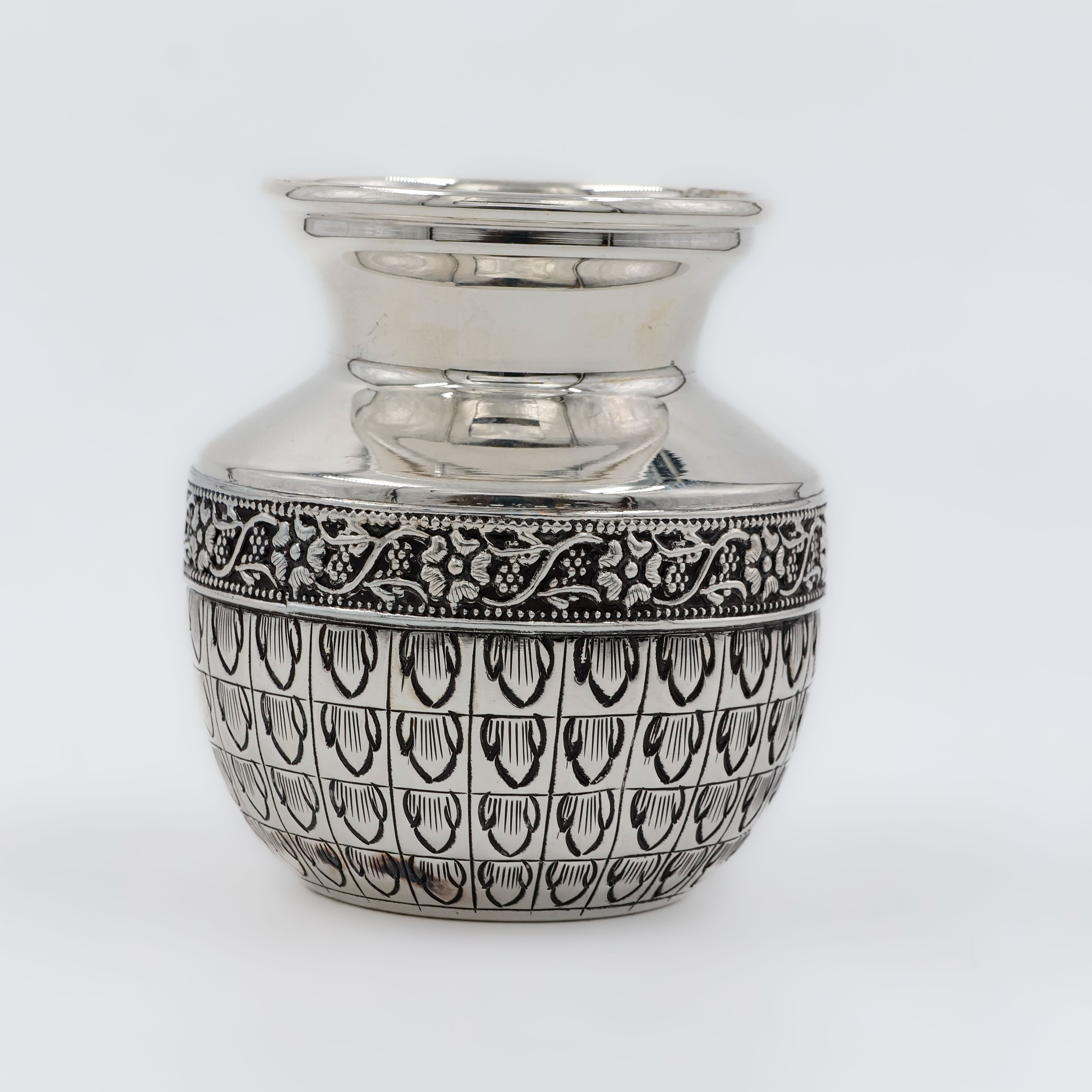 Traditional Designer Silver Kalash - 