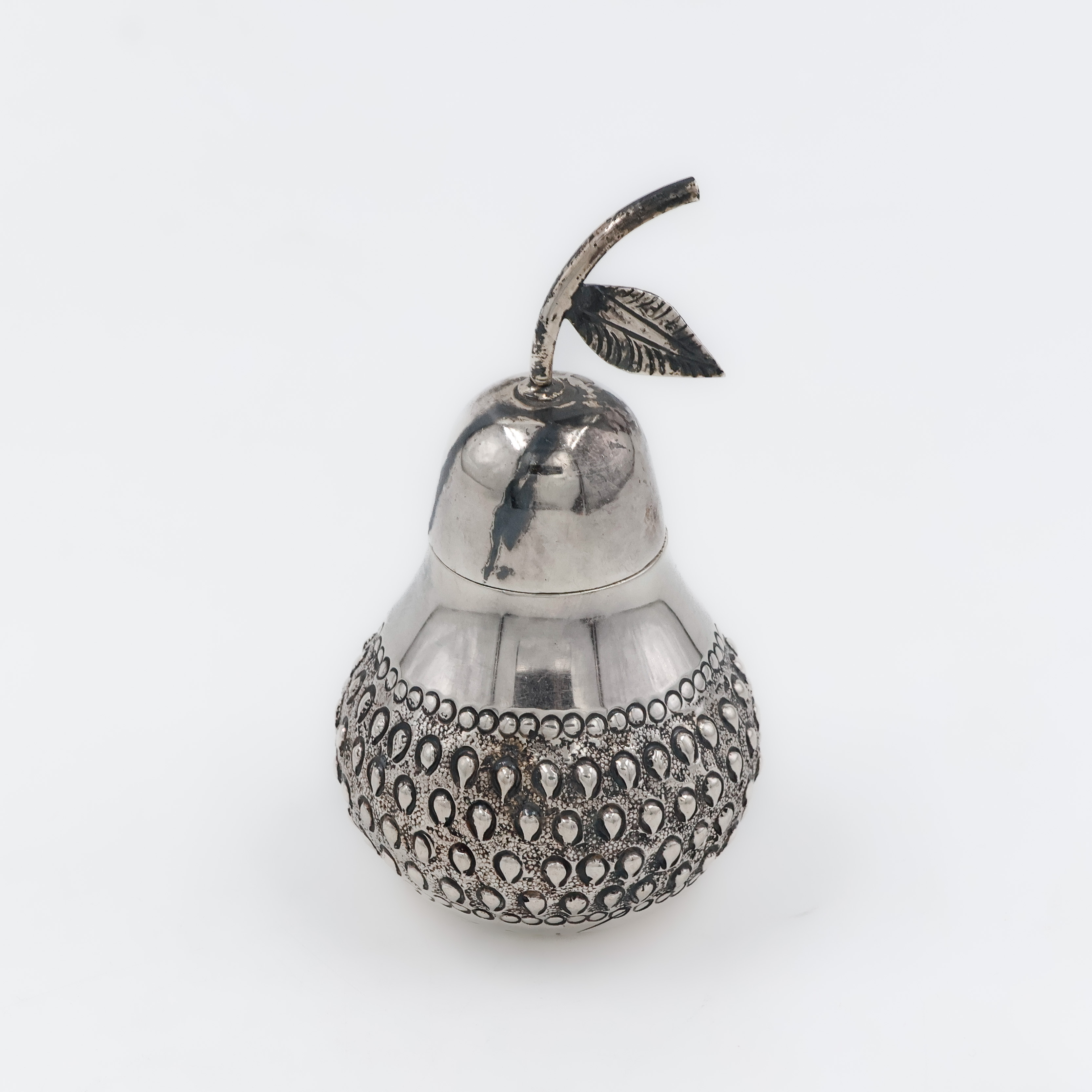 Silver Pear Fruit - Silver Articles