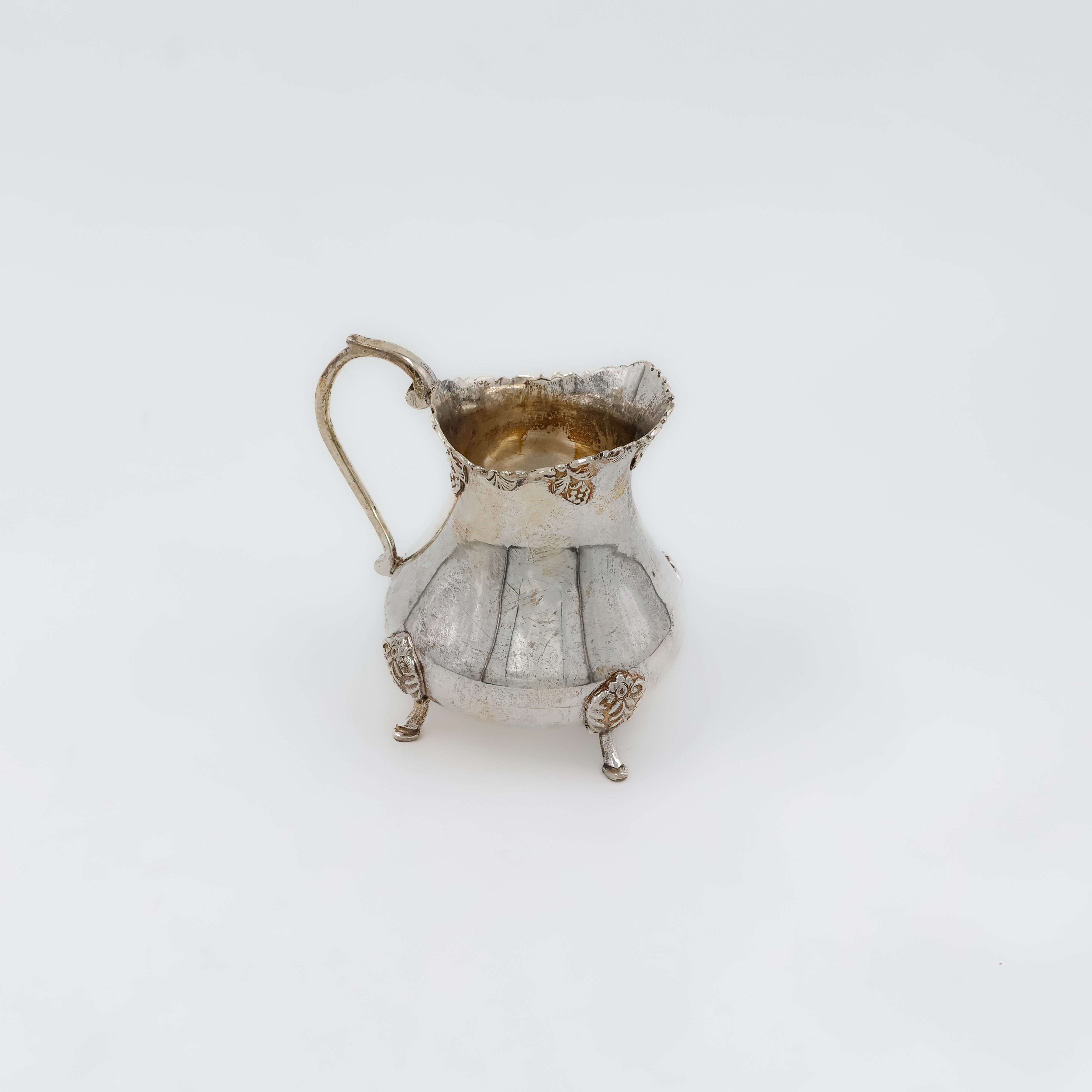 Exquisite Silver Tea Kettle - Silver Articles