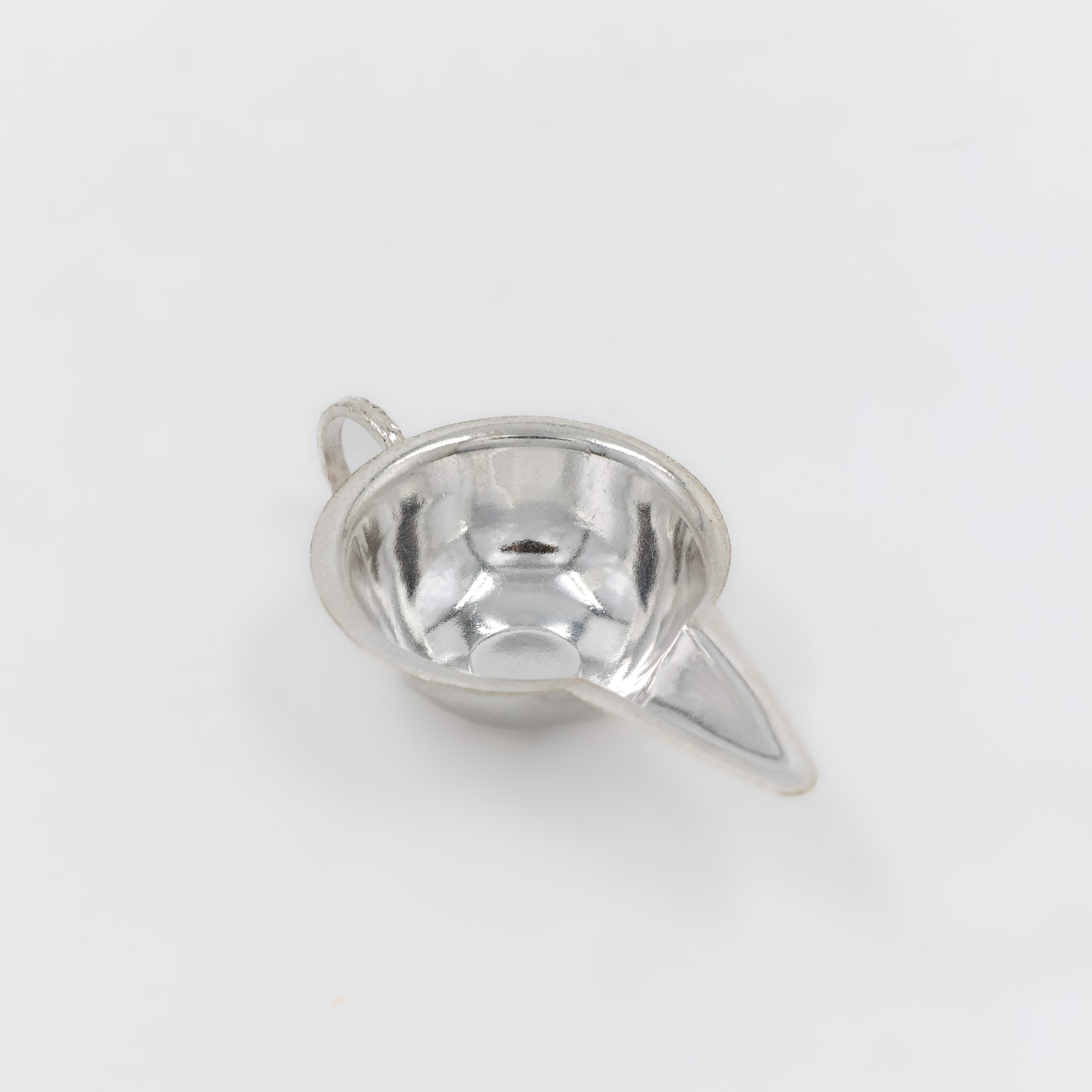 Silver Gillakai - Silver Articles