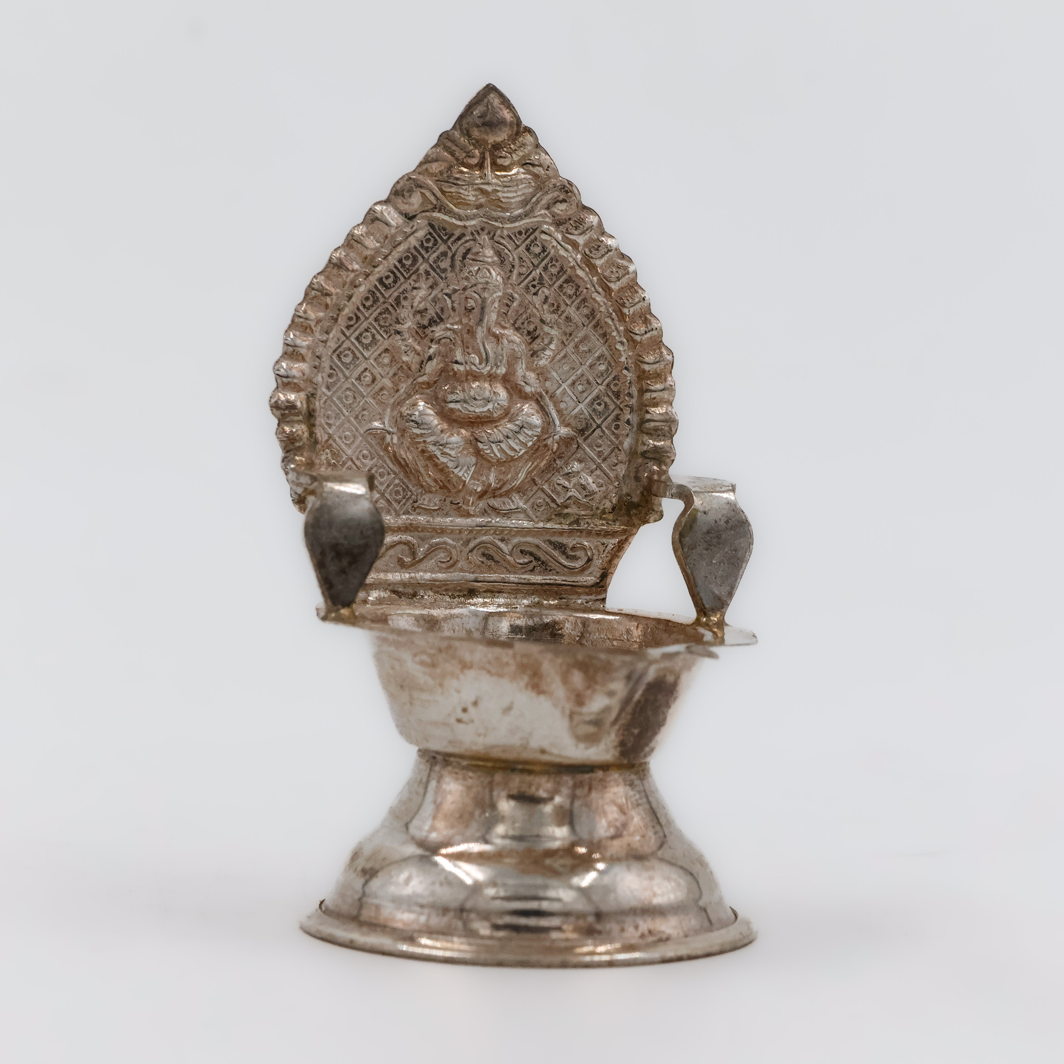 Diyas 28 - Silver Articles