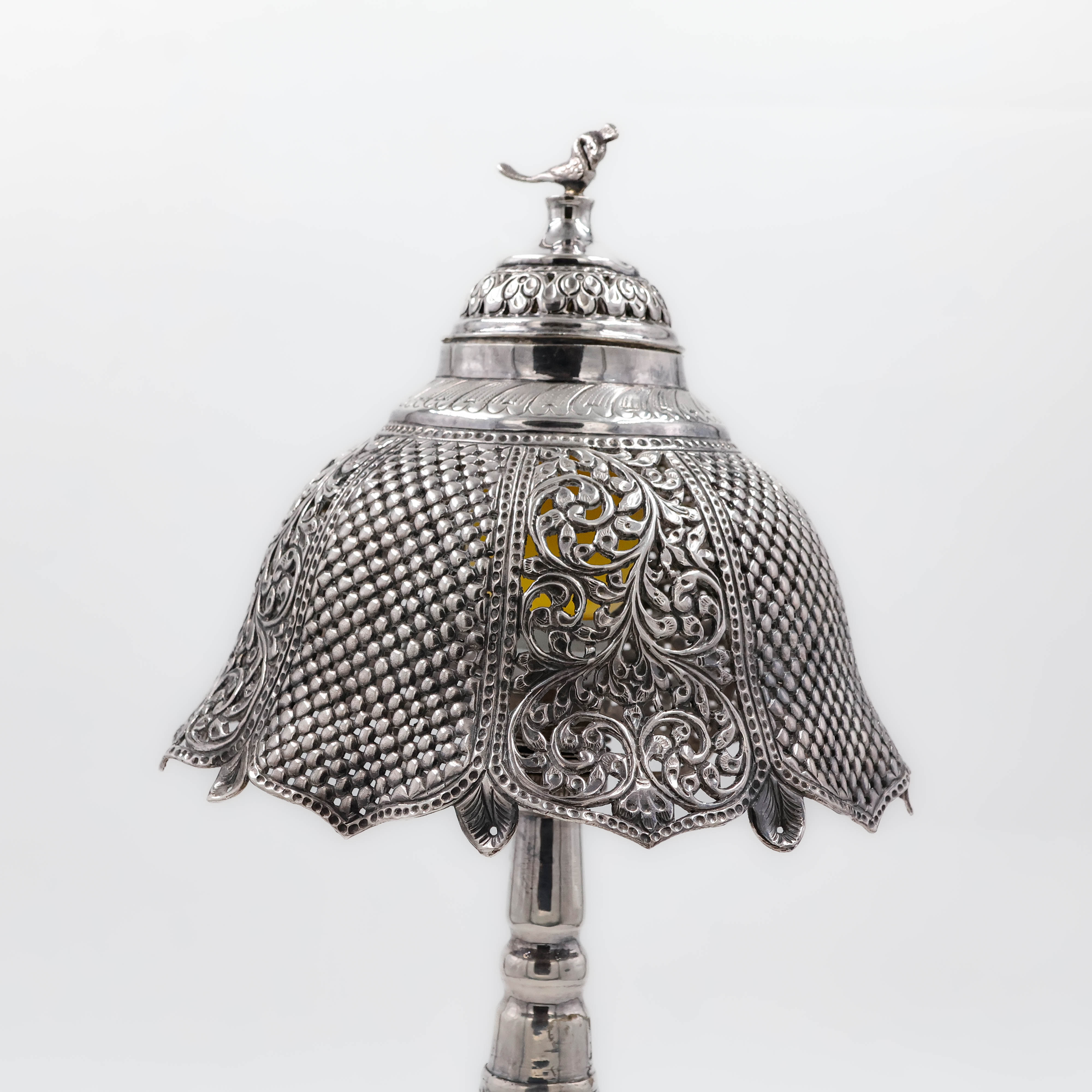 Table Lamp - Silver Articles