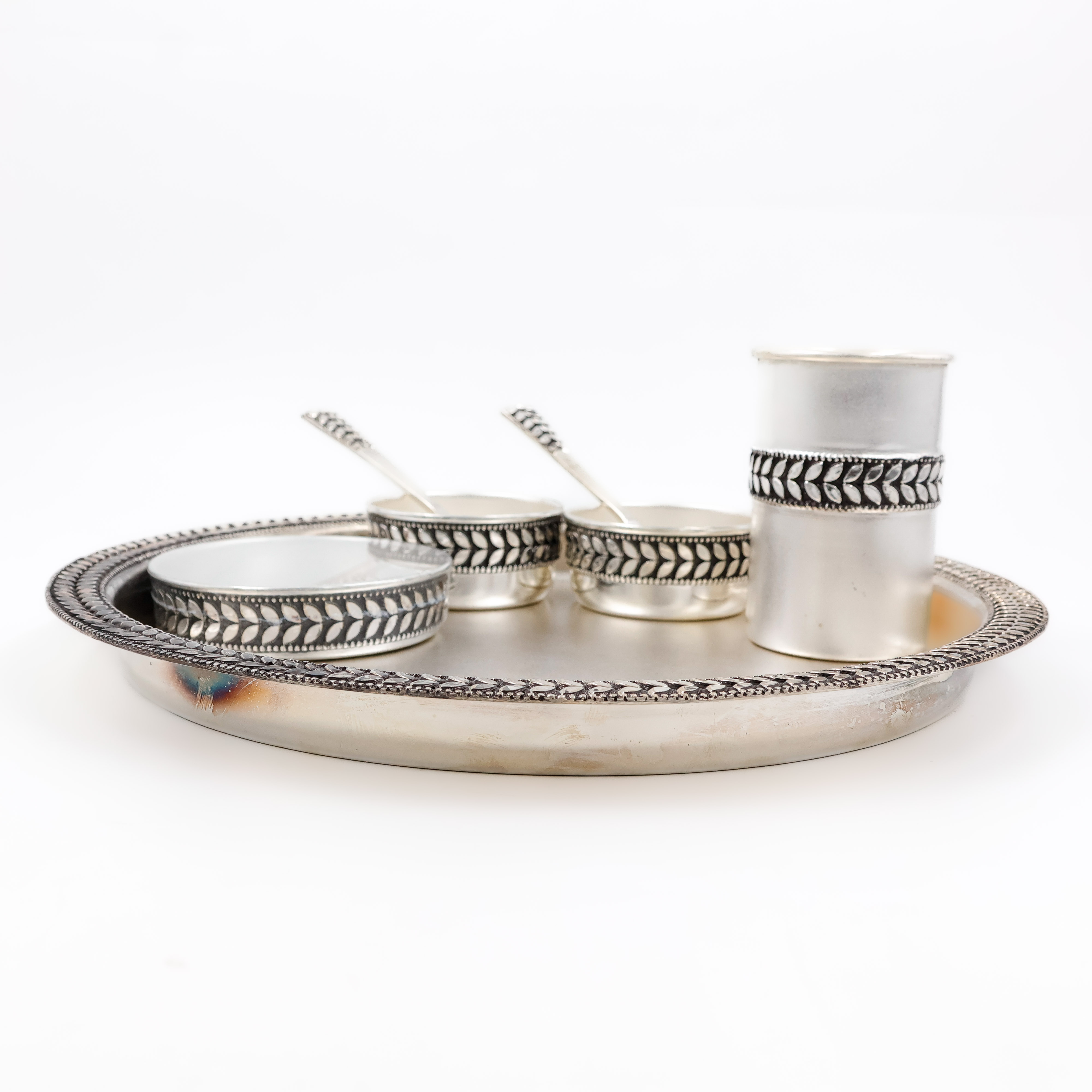 Unique Silver Dinner Set - Silver Articles