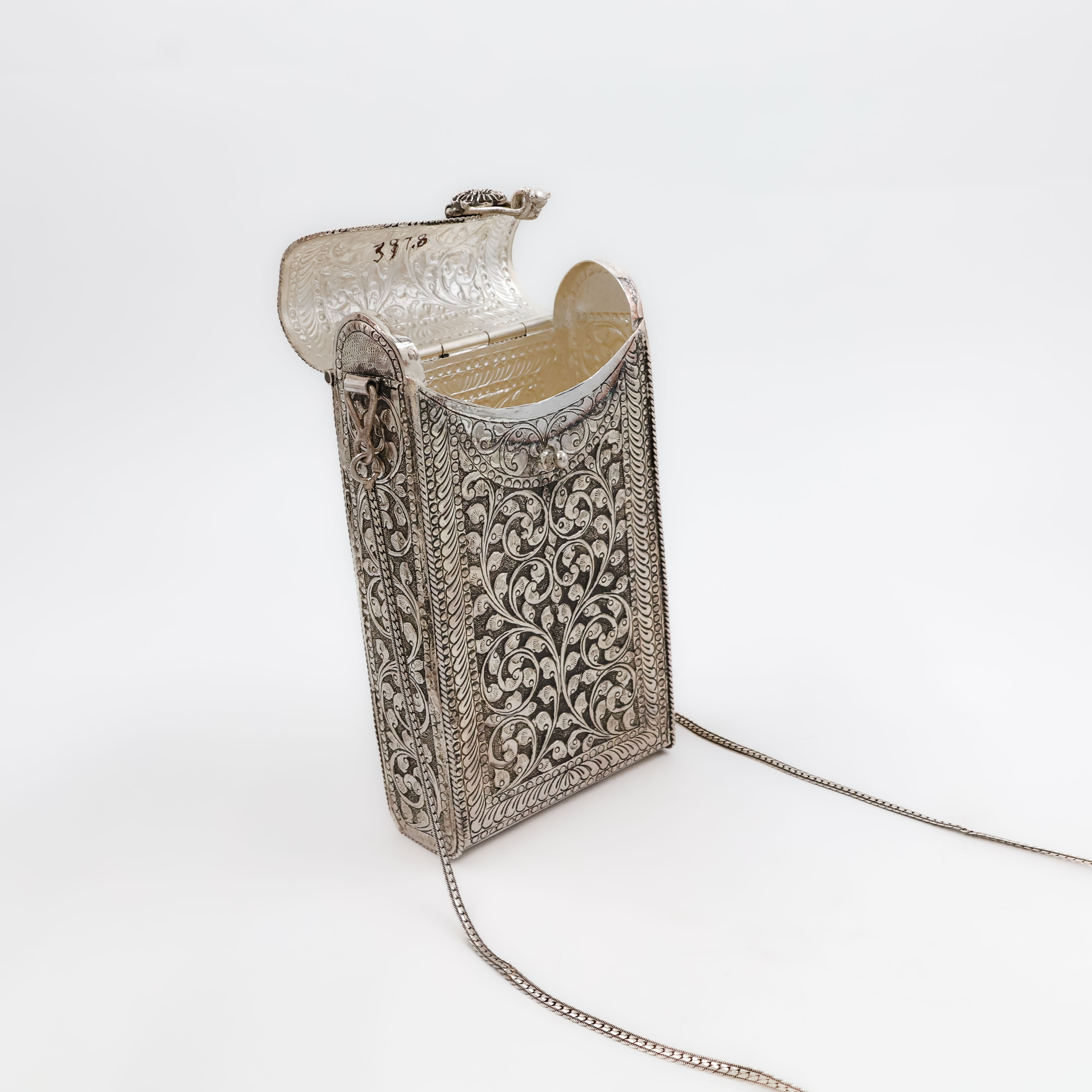 Designer Silver Hand Purse - Silver Articles