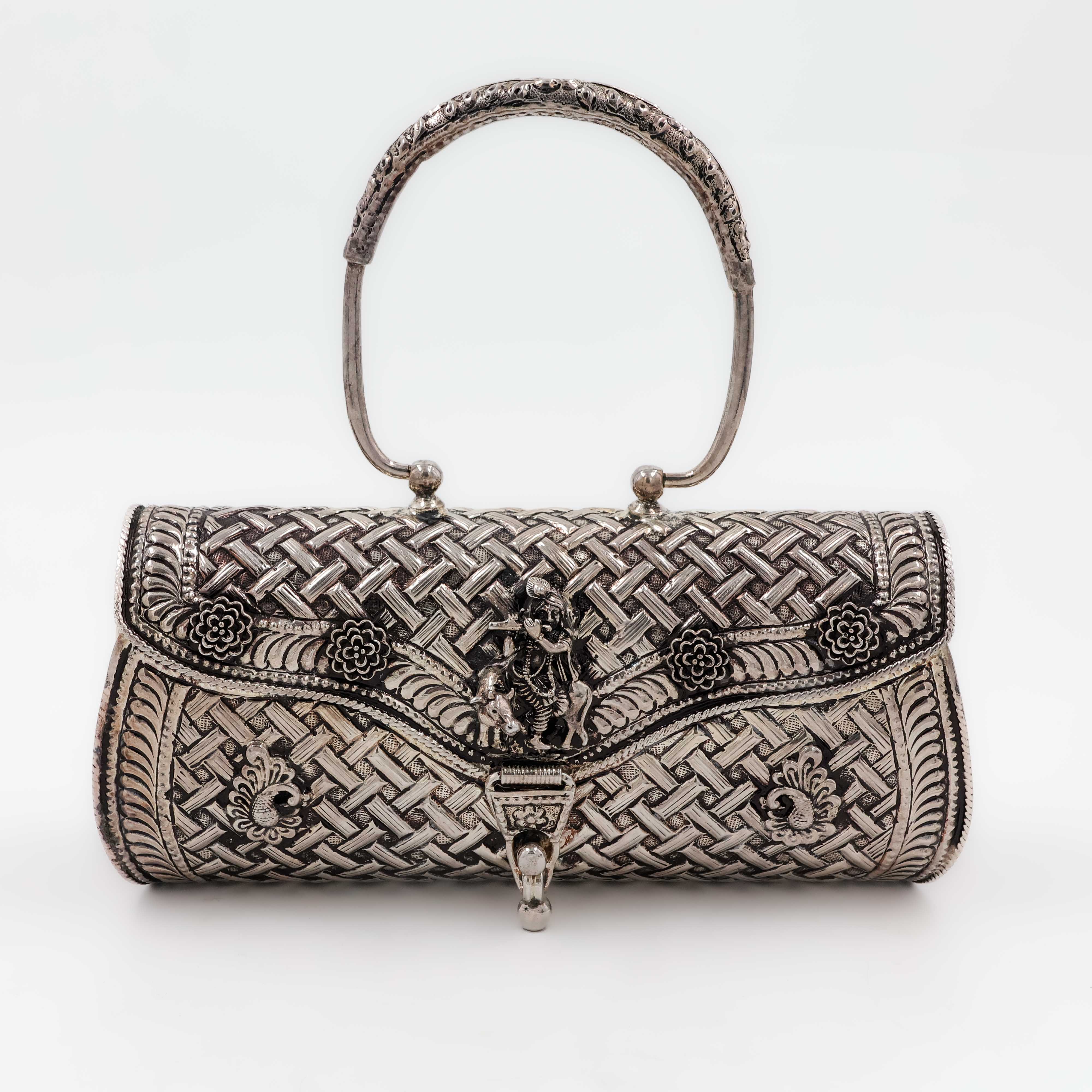 Traditional Silver Purse - Silver Articles