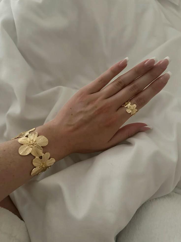 Floral Gold Bracelet