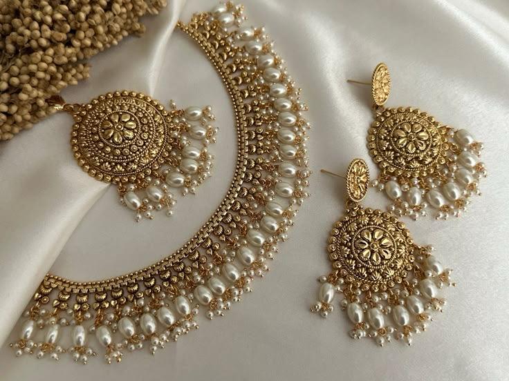 Gold Necklace Set