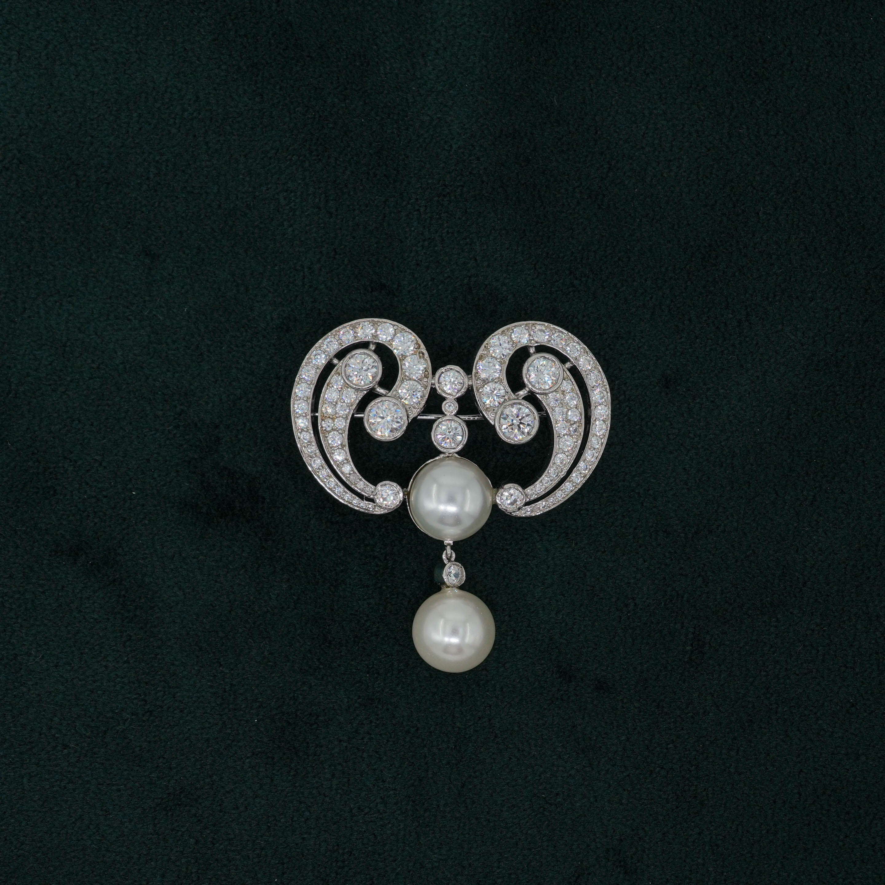 Tulasii - The Concept Jewelry - Silver Pearl Brooch