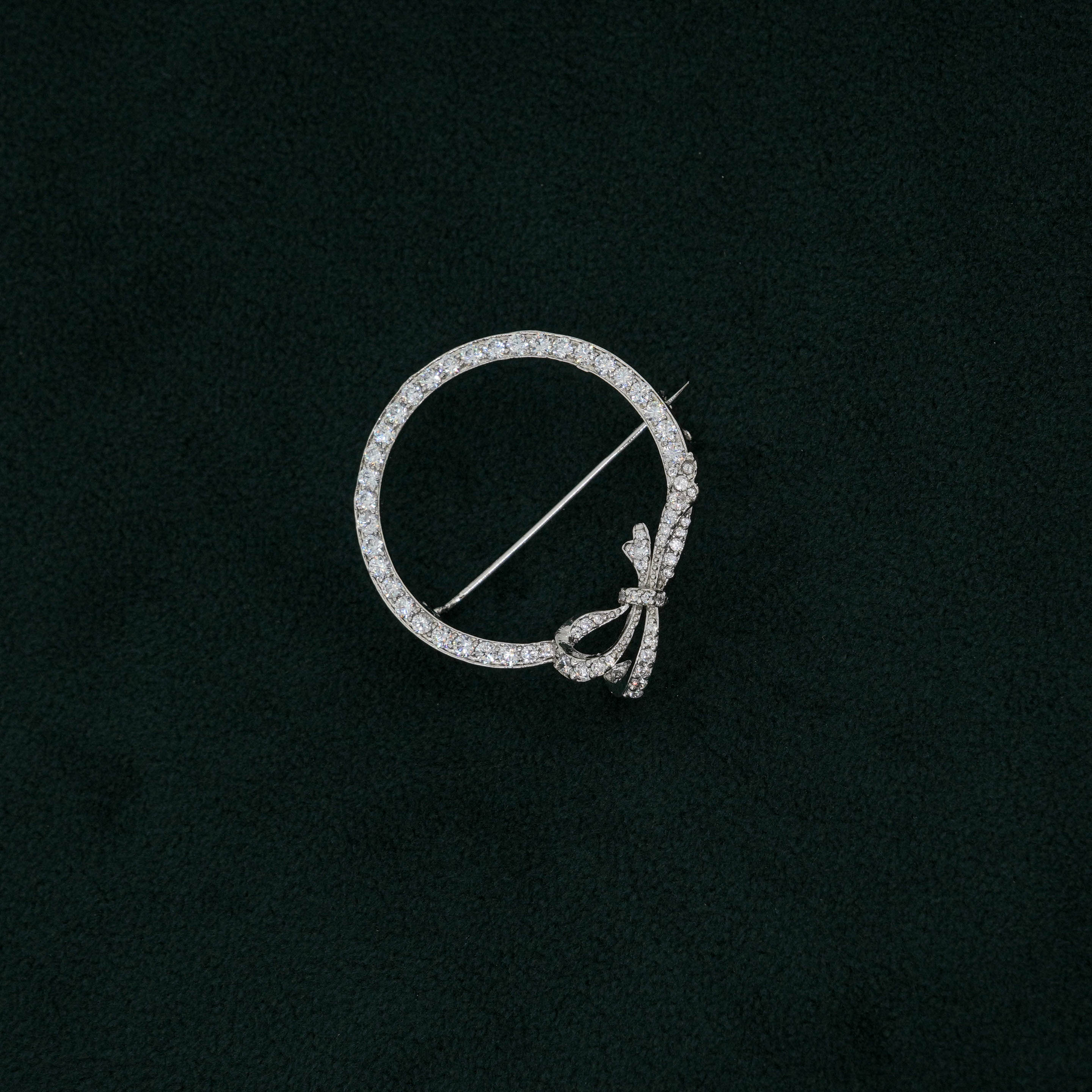 Tulasii - The Concept Jewelry - Silver Bow Brooch