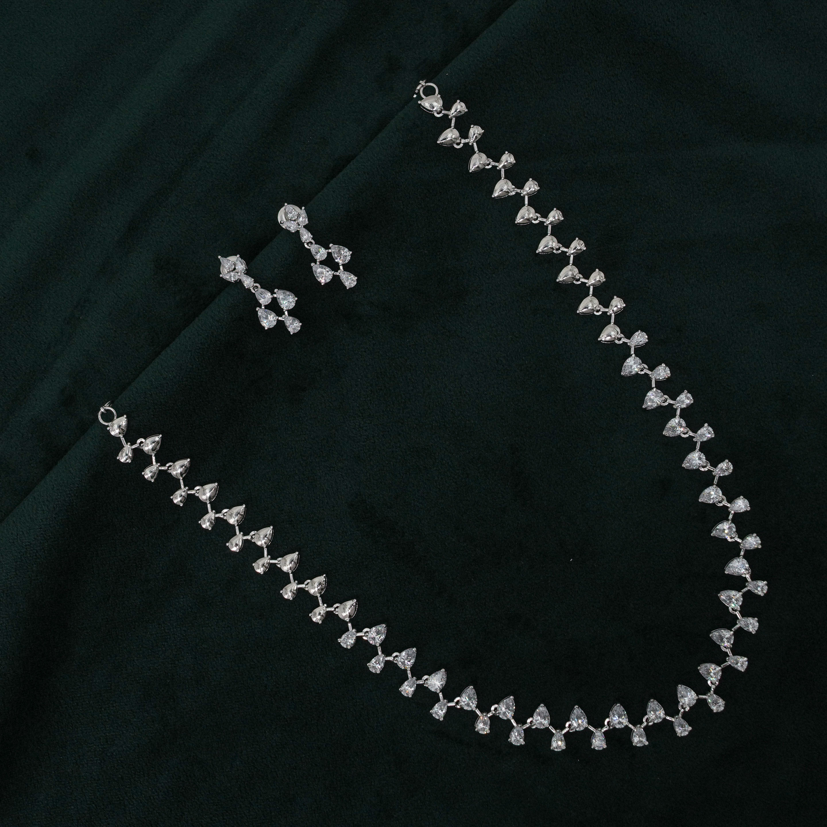 Tulasii - The Concept Jewelry - Silver Necklace Set