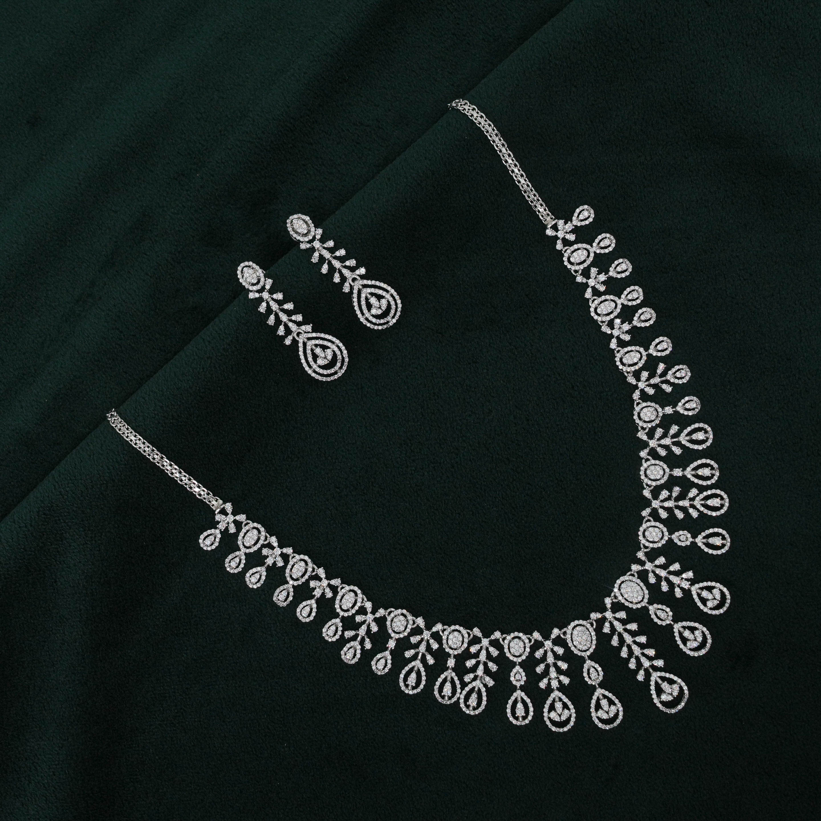 Tulasii - The Concept Jewelry - Silver Necklace Set