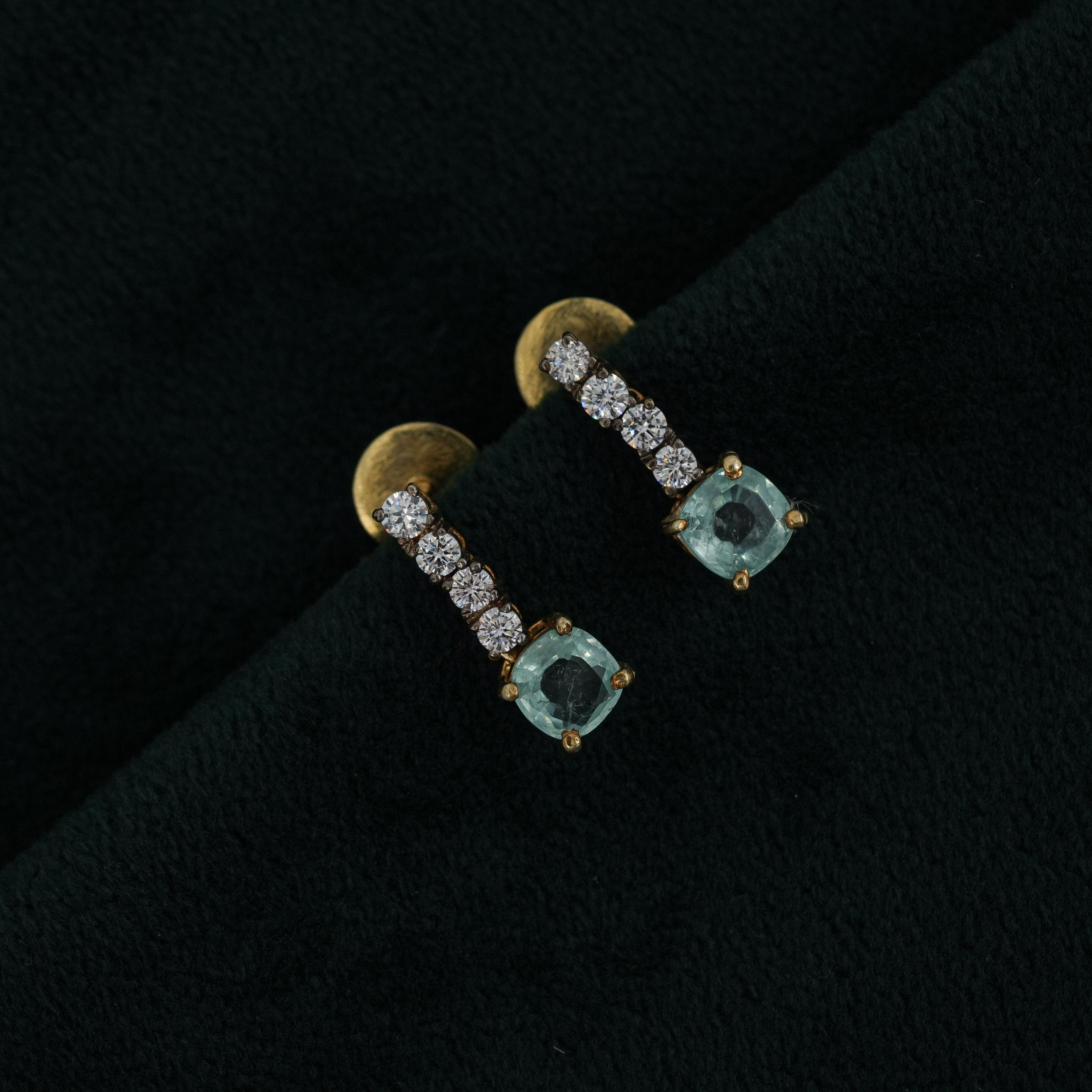 Tulasii - The Concept Jewelry - Emerald Silver Necklace