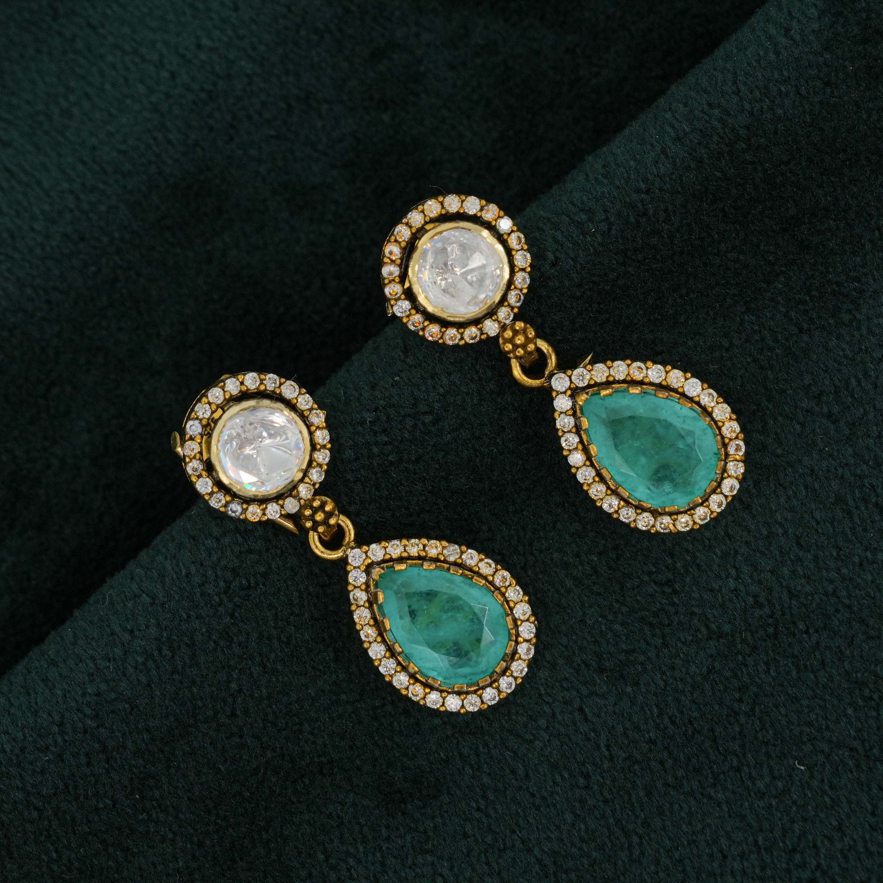 Tulasii - The Concept Jewelry - Silver Emerald Necklace